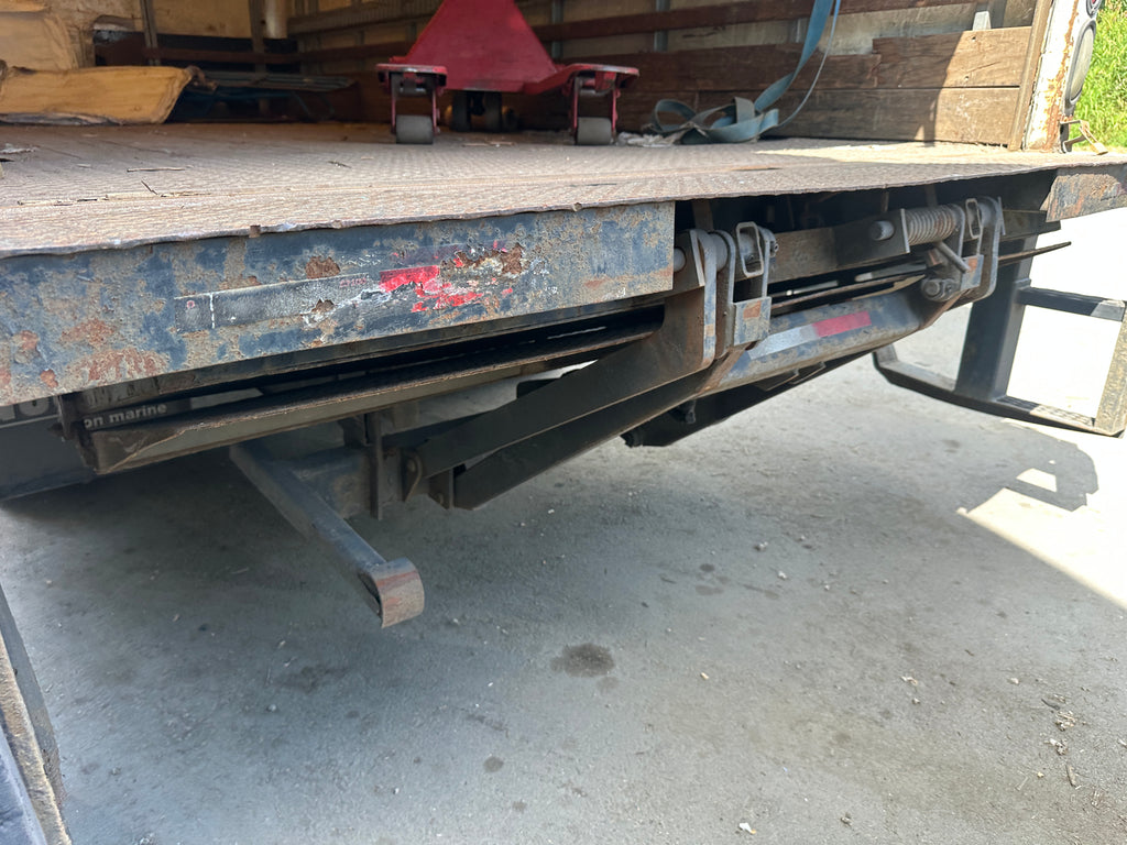 2007 GMC W4 Cab Chassis – G2521