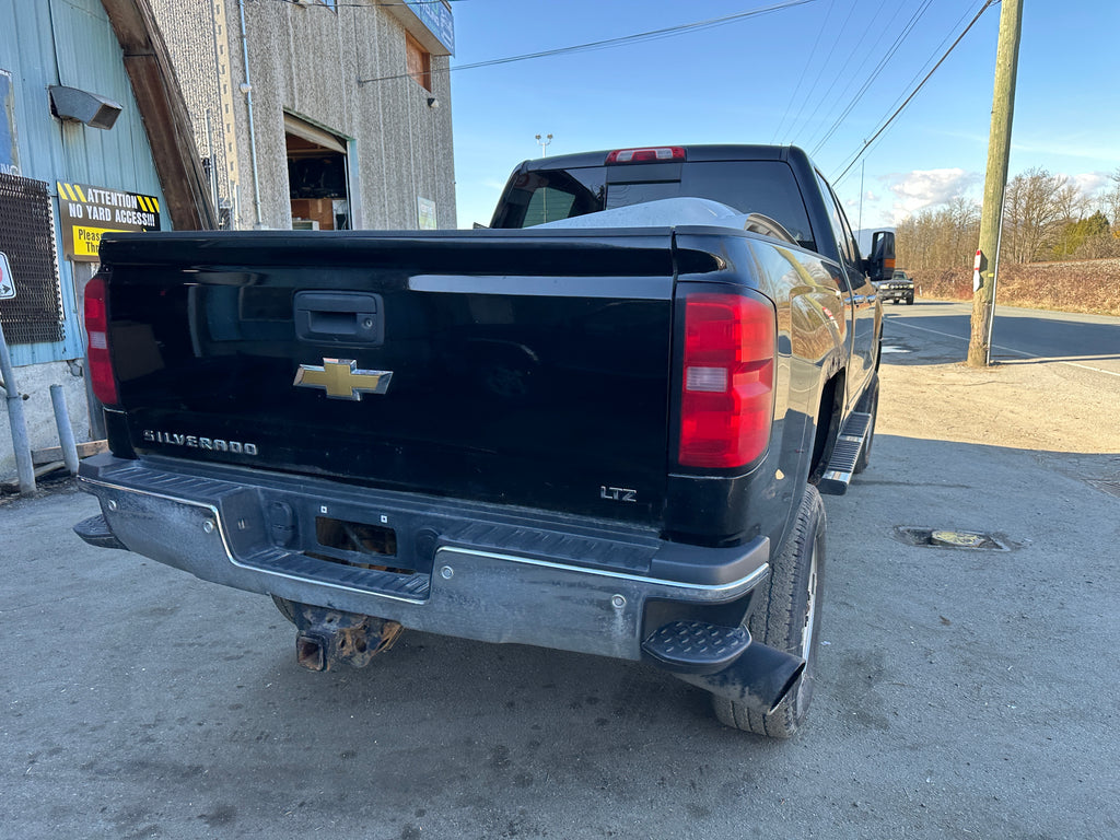 2015 Chevrolet Silverado 3500 6.6L LML – C2508