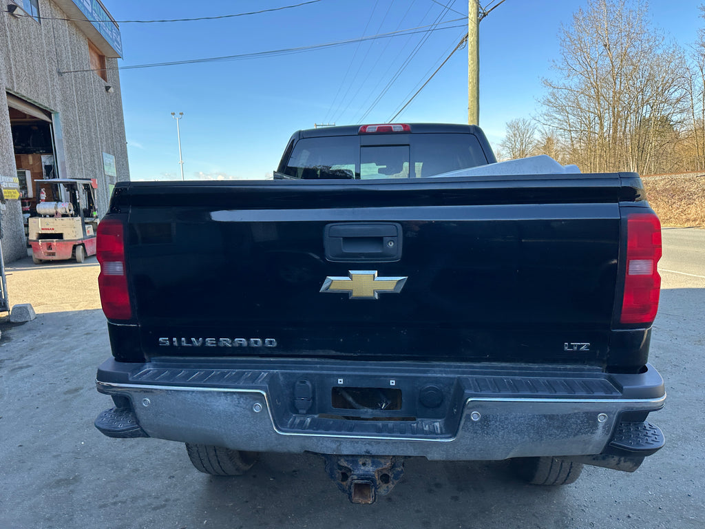 2015 Chevrolet Silverado 3500 6.6L LML – C2508
