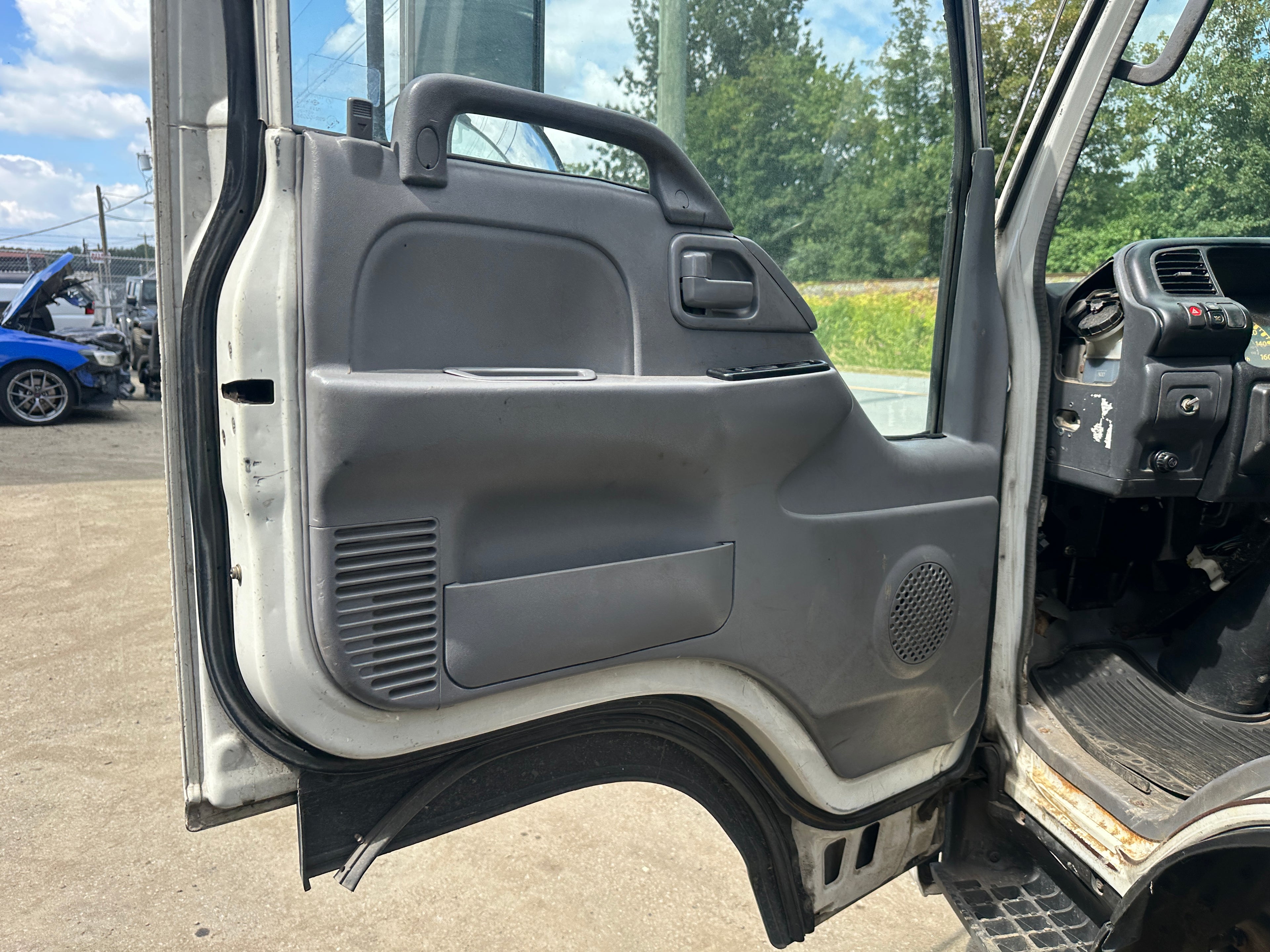 2007 GMC W4 Cab Chassis – G2521