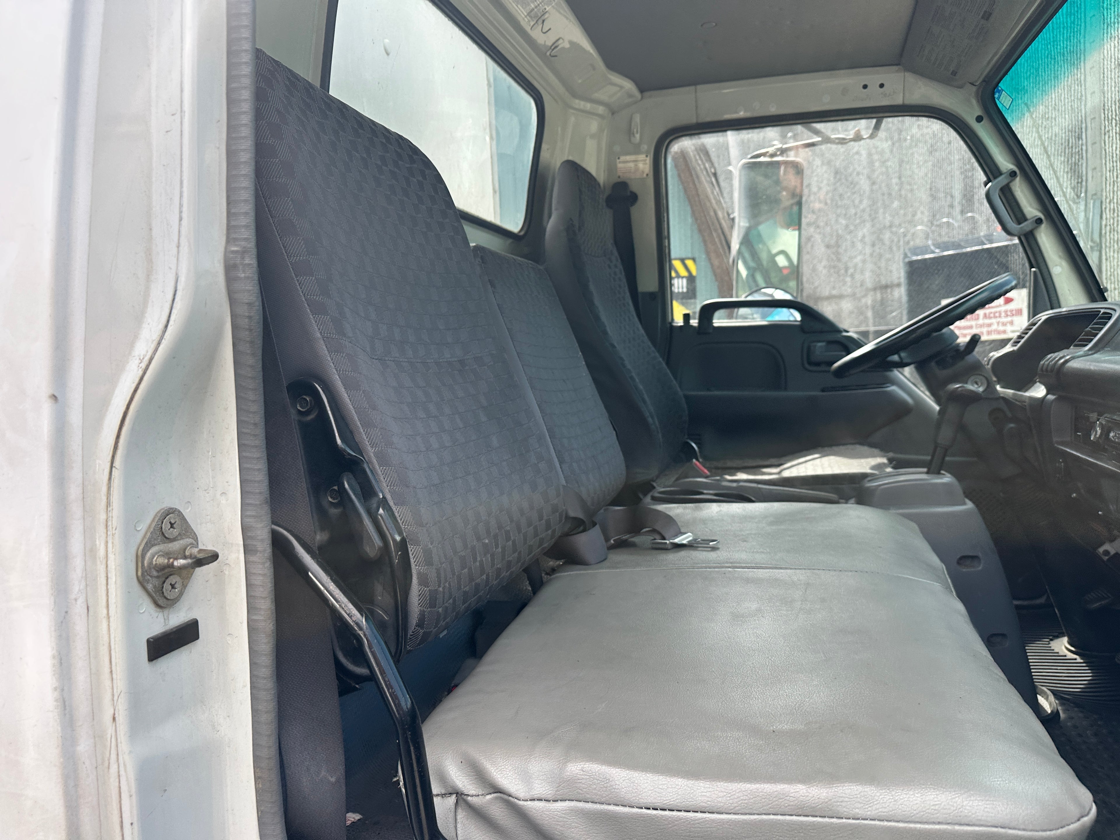 2007 GMC W4 Cab Chassis – G2521