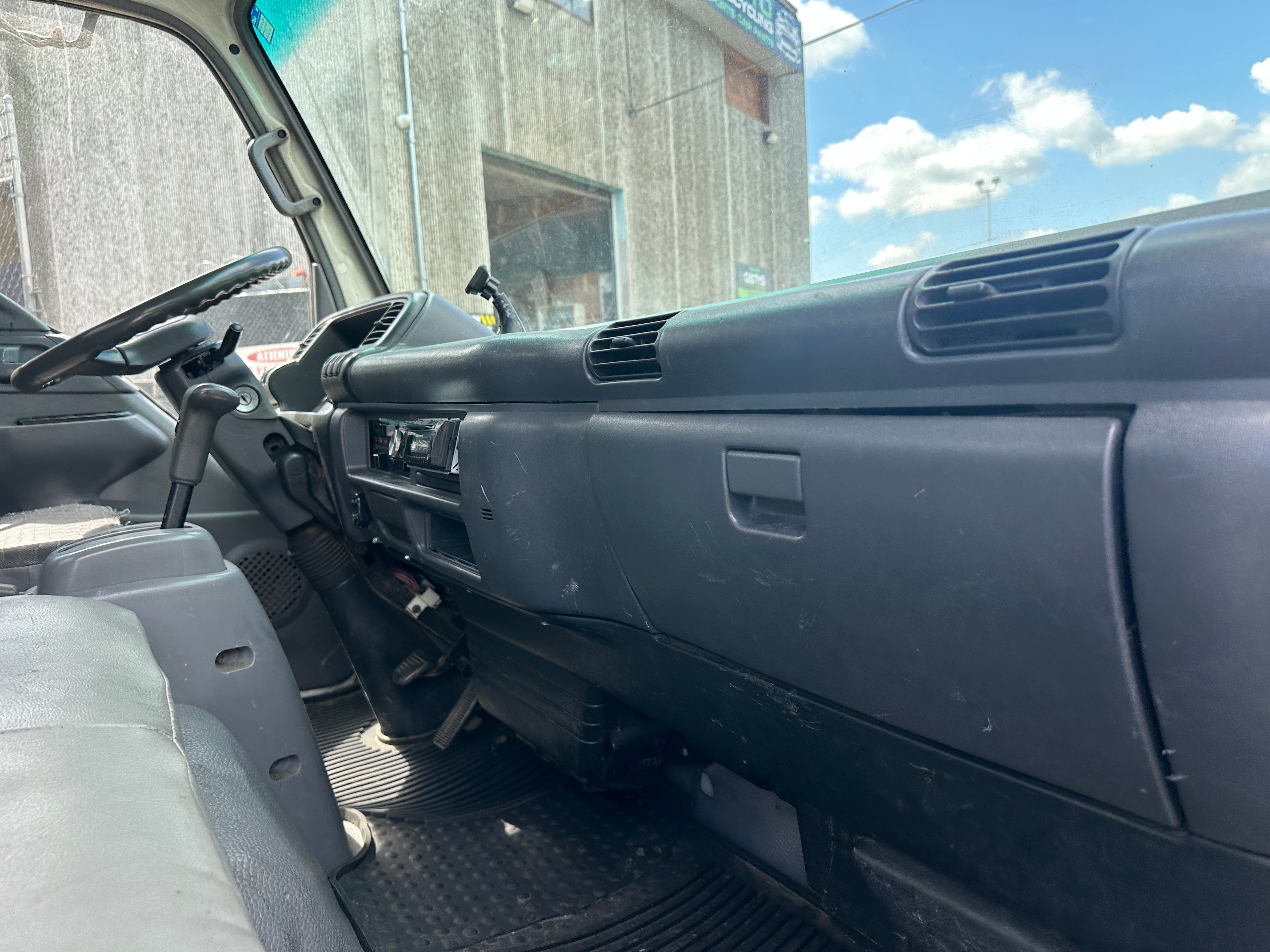 2007 GMC W4 Cab Chassis – G2521