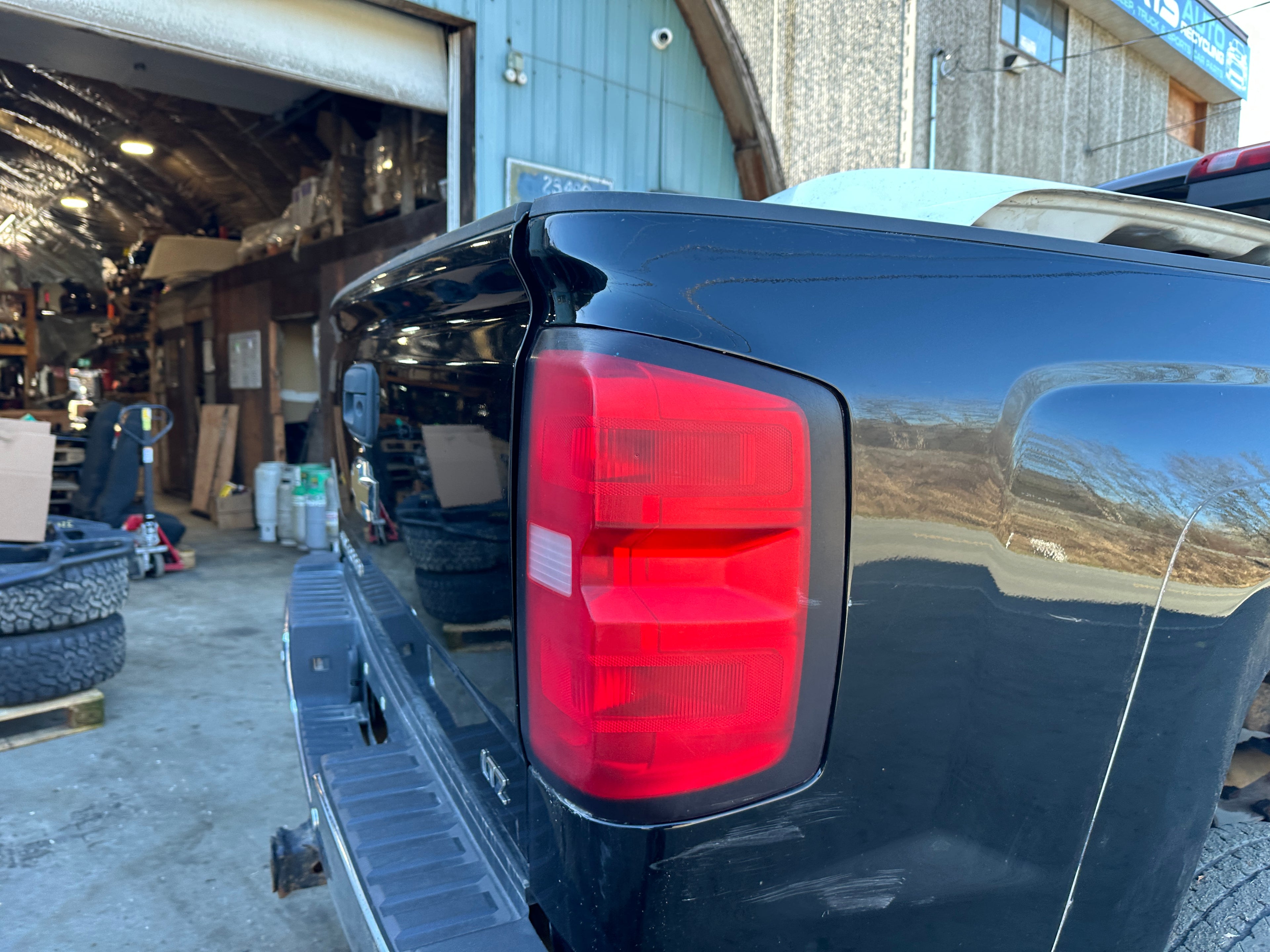 2015 Chevrolet Silverado 3500 6.6L LML – C2508