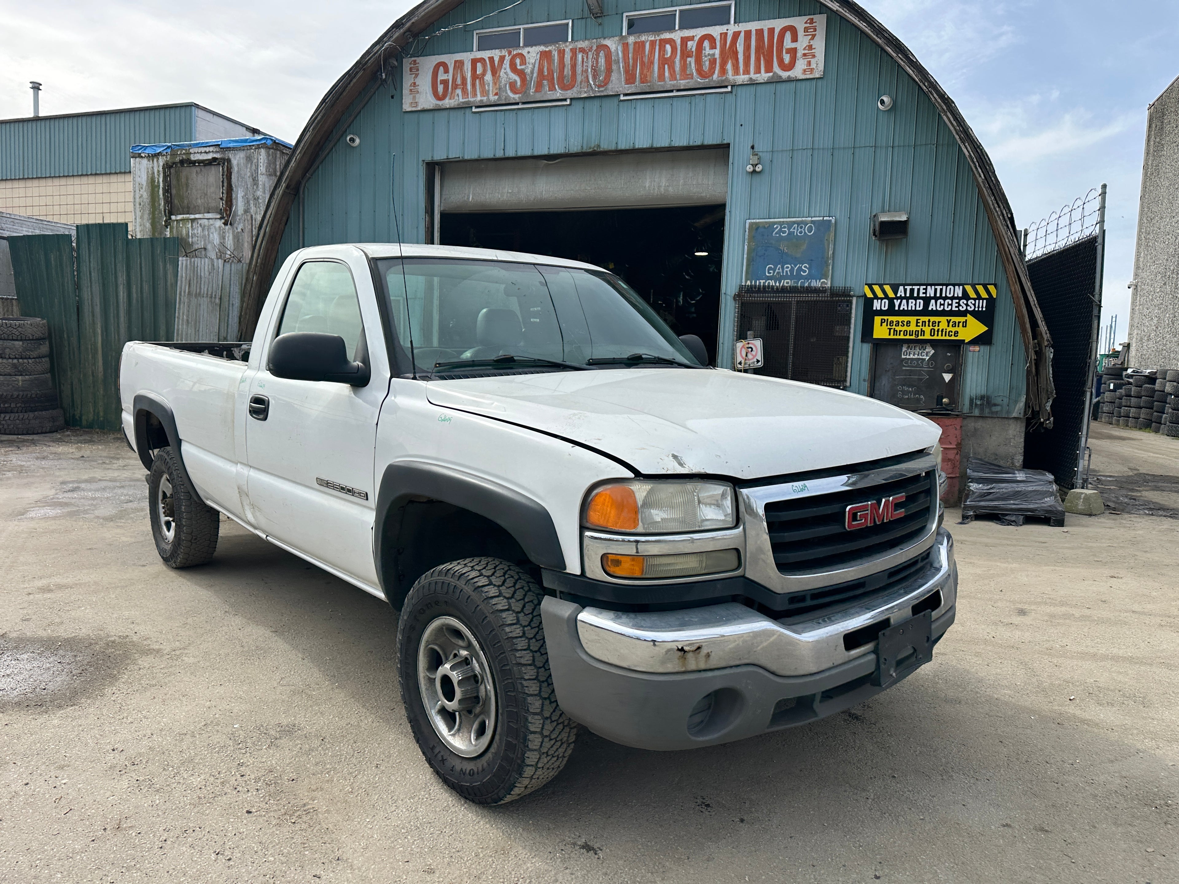 2006 GMC Sierra C2500HD 6.0 – G2609