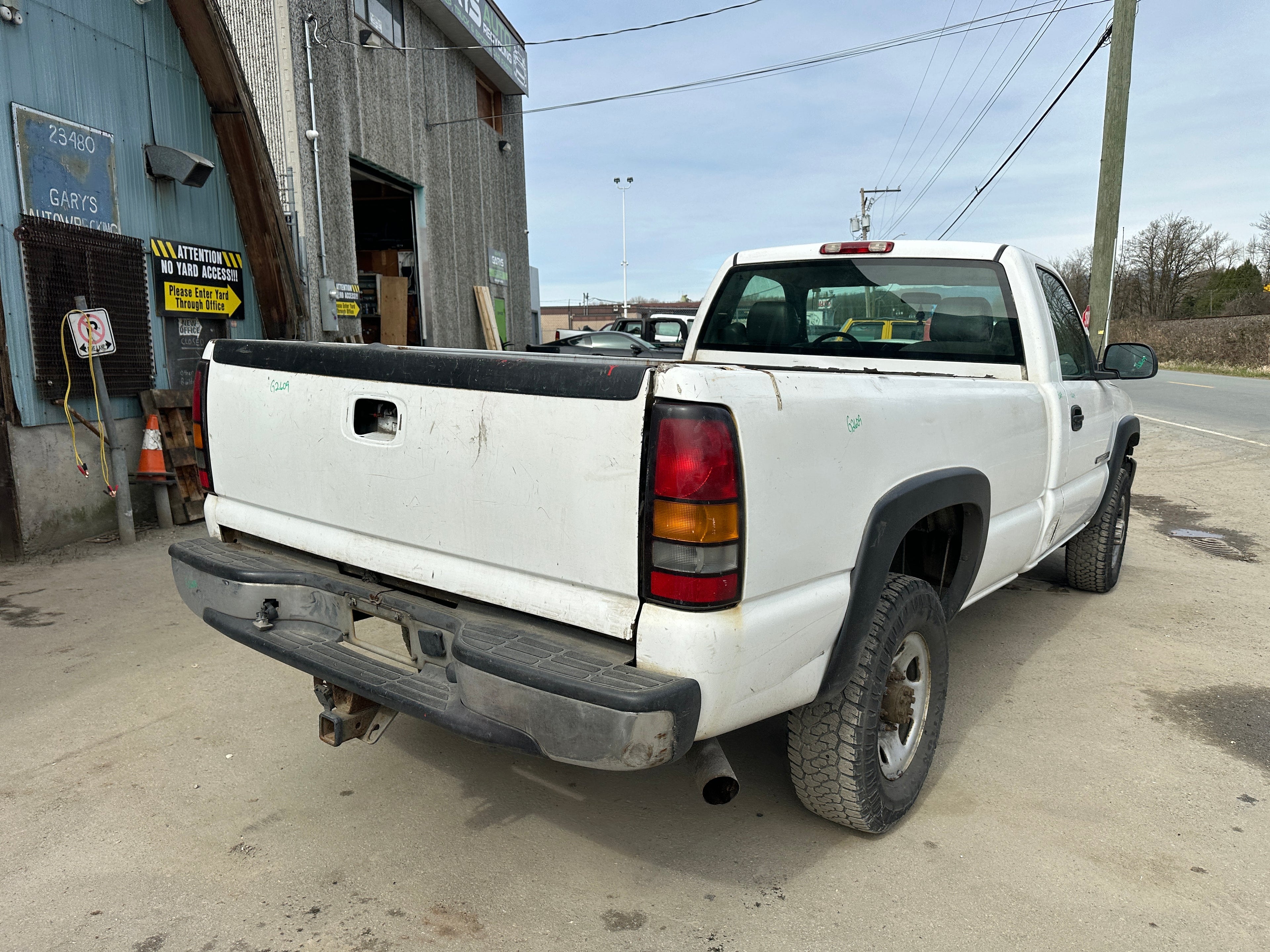 2006 GMC Sierra C2500HD 6.0 – G2609