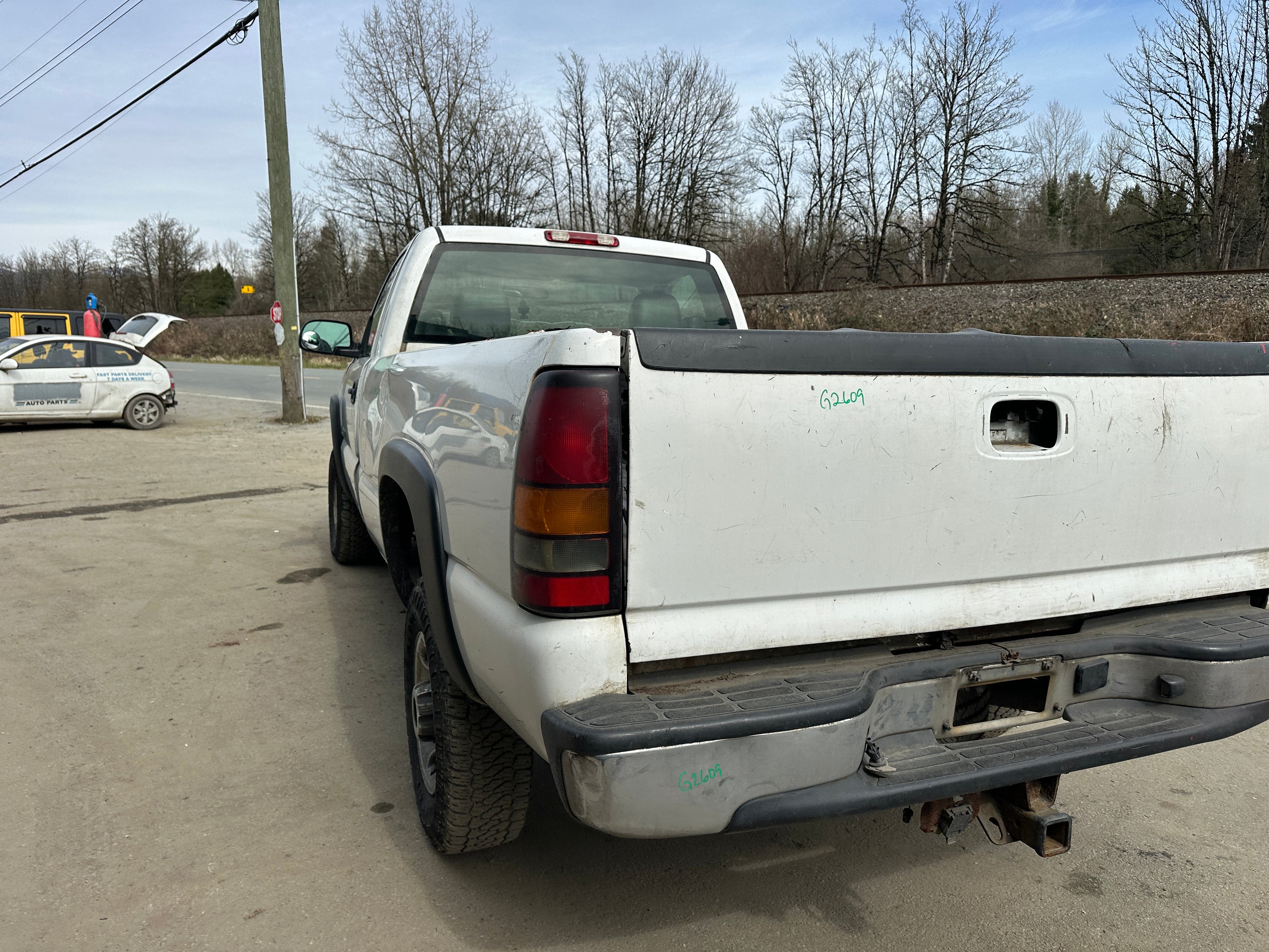 2006 GMC Sierra C2500HD 6.0 – G2609