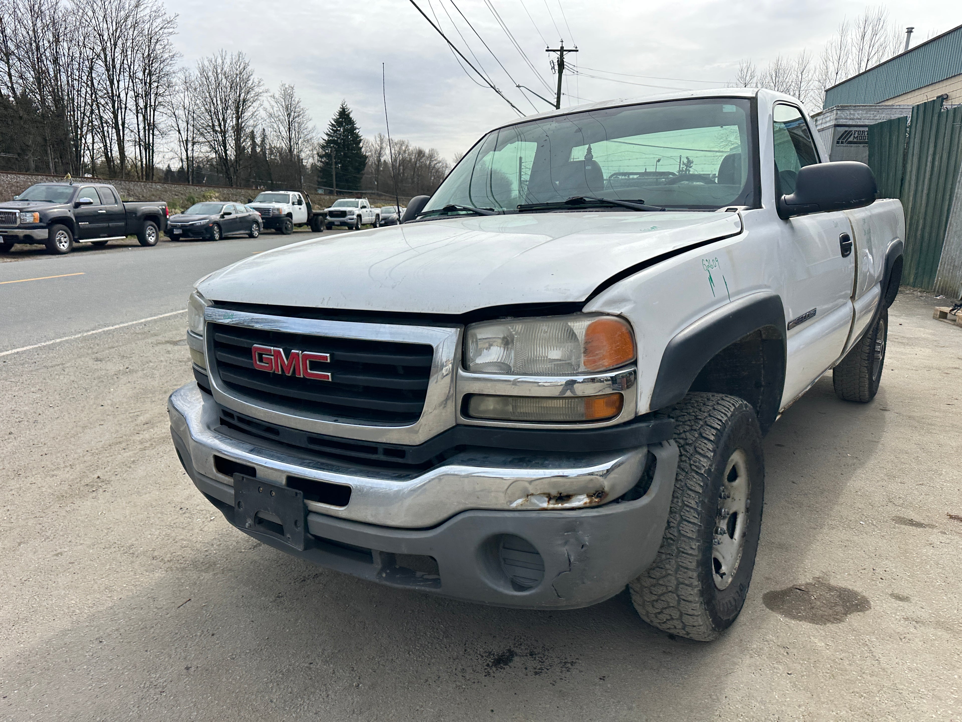 2006 GMC Sierra C2500HD 6.0 – G2609