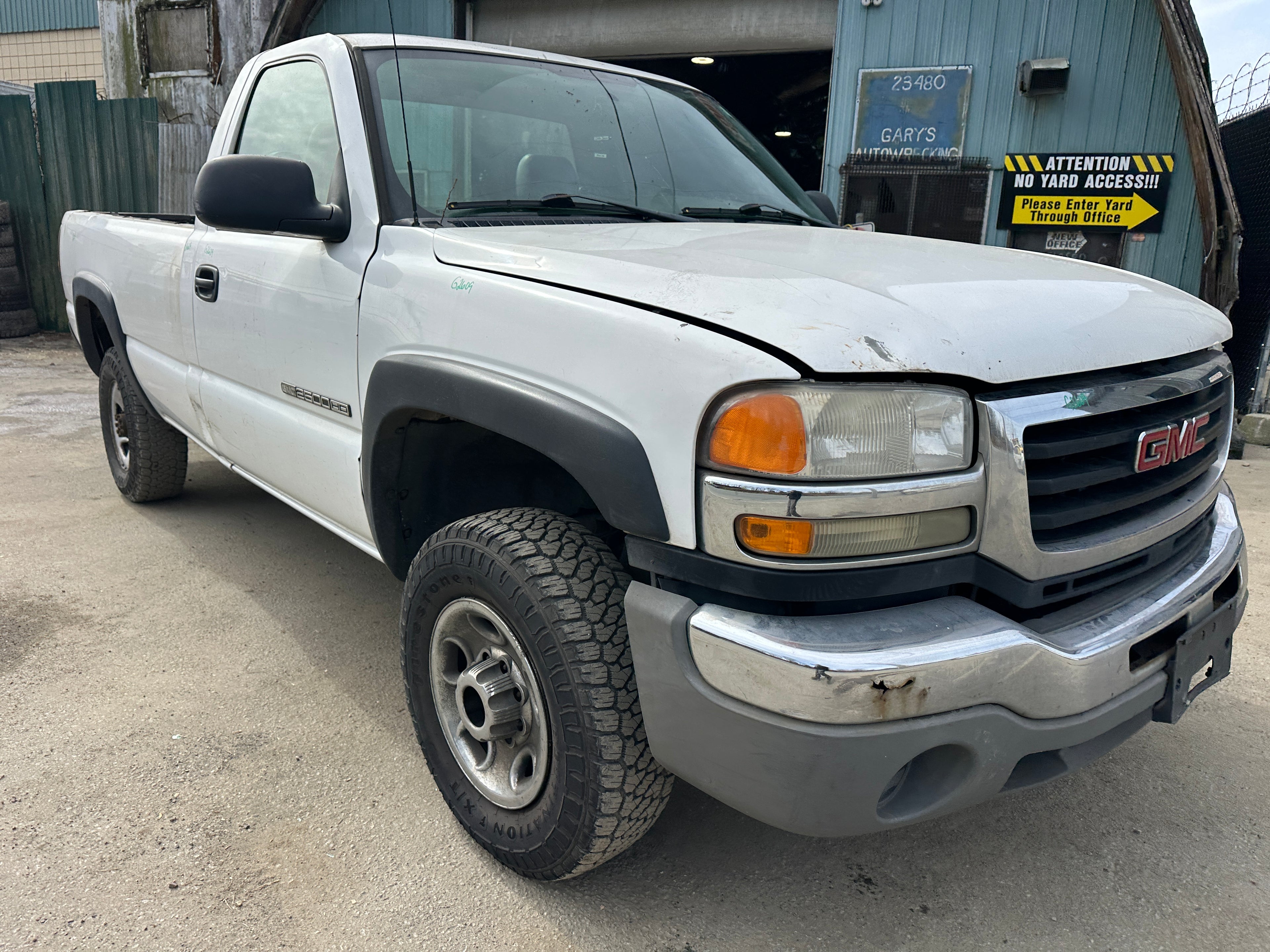 2006 GMC Sierra C2500HD 6.0 – G2609