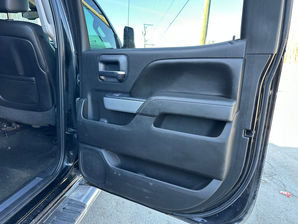 2015 Chevrolet Silverado 3500 6.6L LML – C2508
