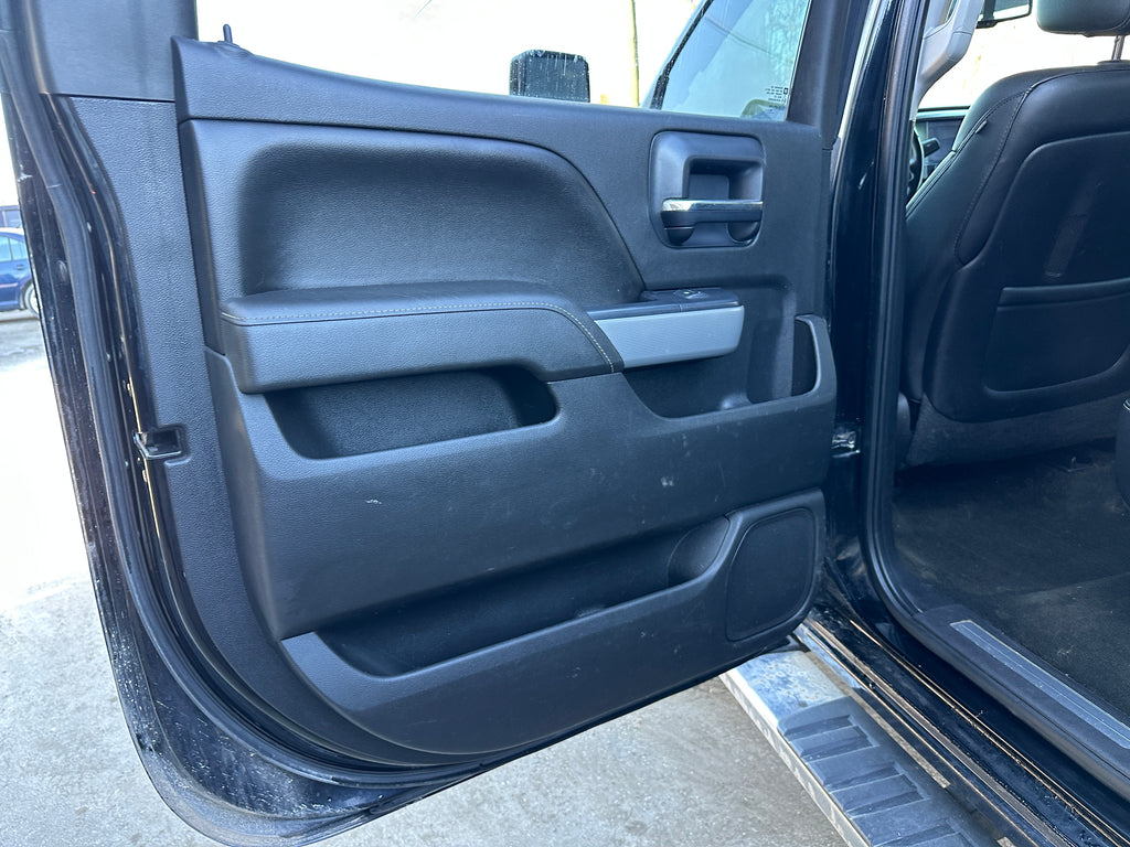 2015 Chevrolet Silverado 3500 6.6L LML – C2508