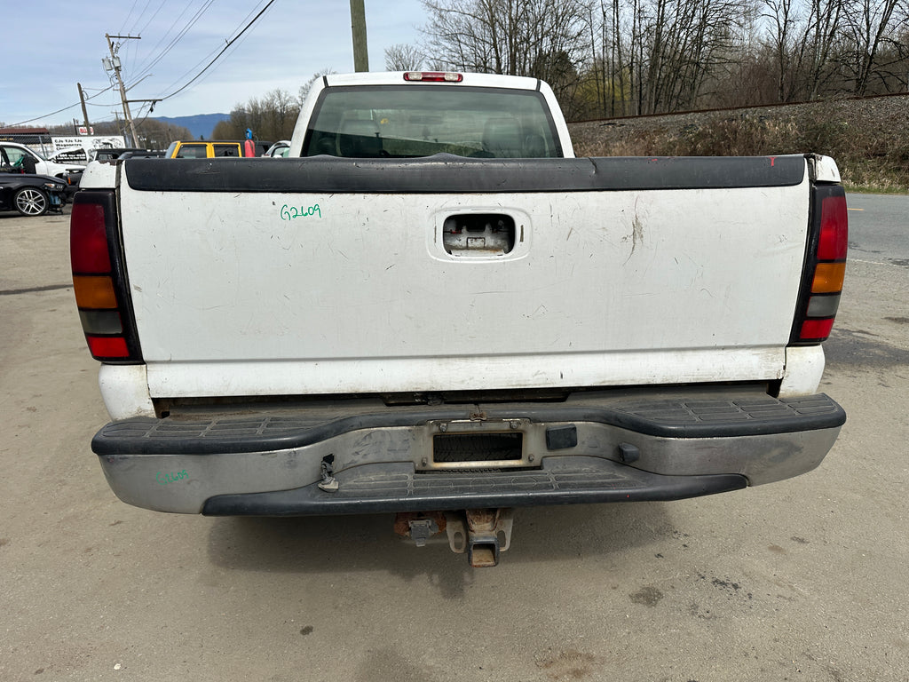 2006 GMC Sierra C2500HD 6.0 – G2609