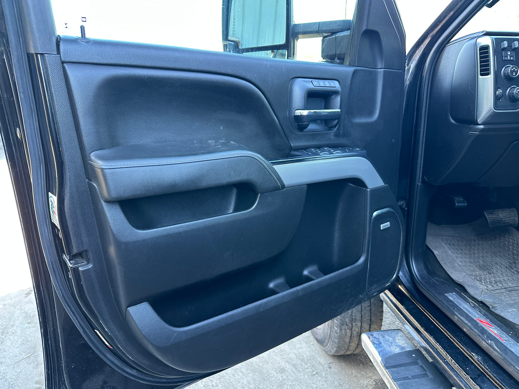 2015 Chevrolet Silverado 3500 6.6L LML – C2508