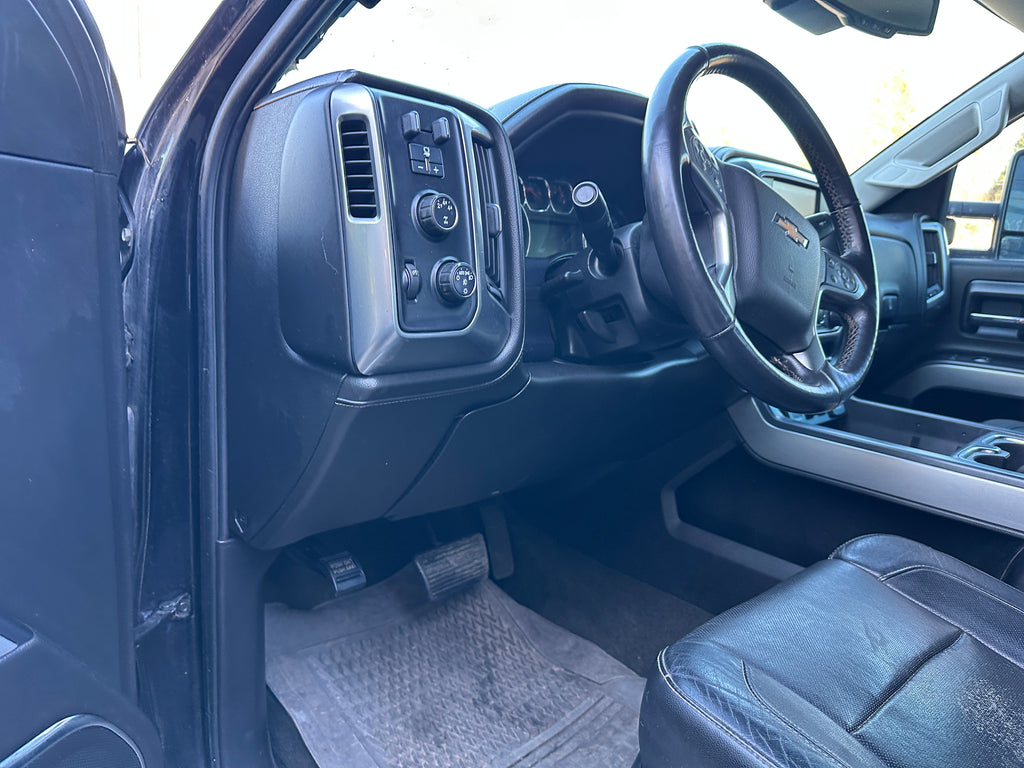 2015 Chevrolet Silverado 3500 6.6L LML – C2508