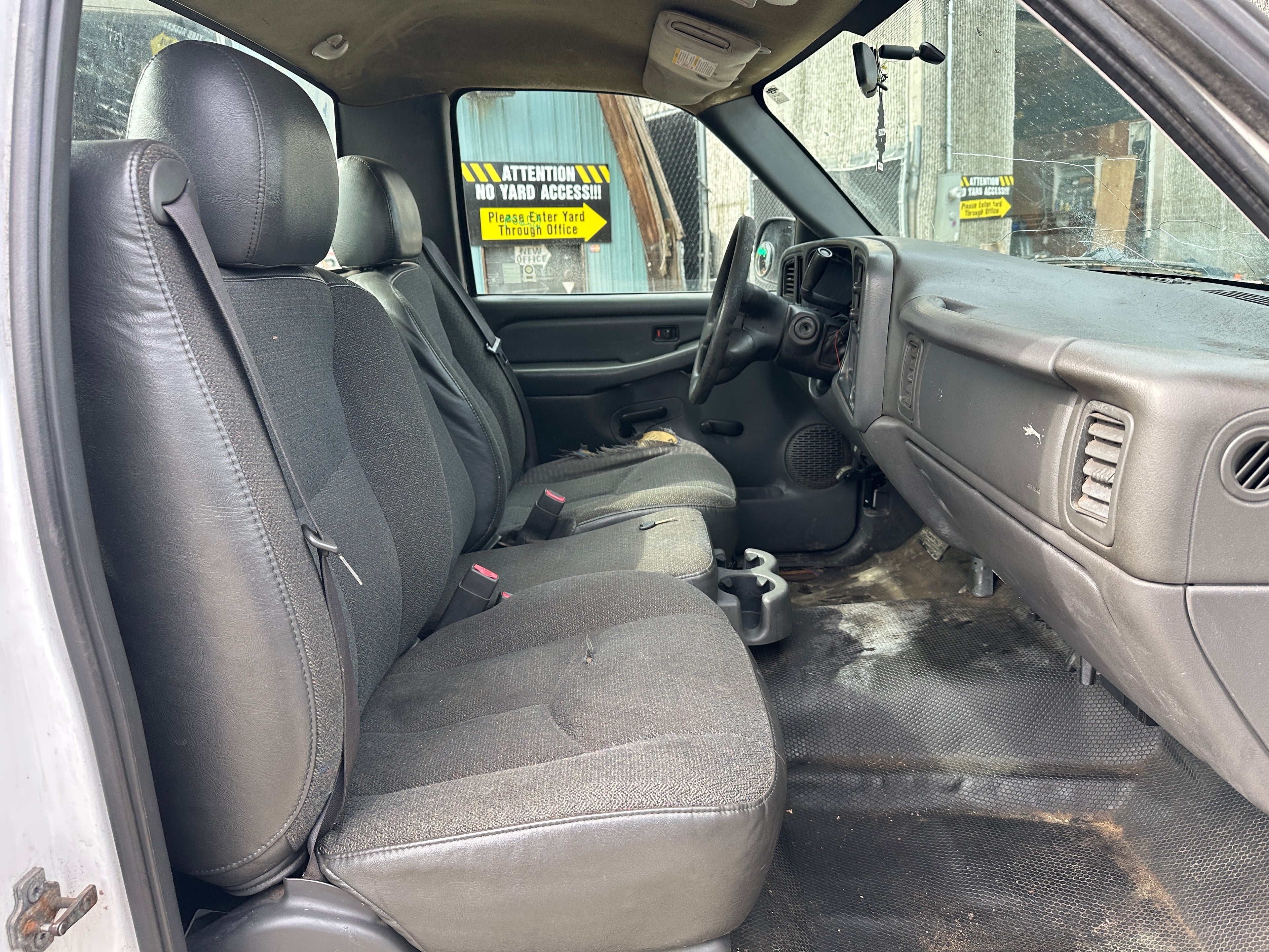2006 GMC Sierra C2500HD 6.0 – G2609