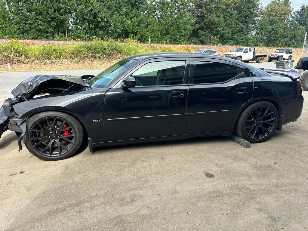 2006 Dodge Charger SRT-8 – D2502