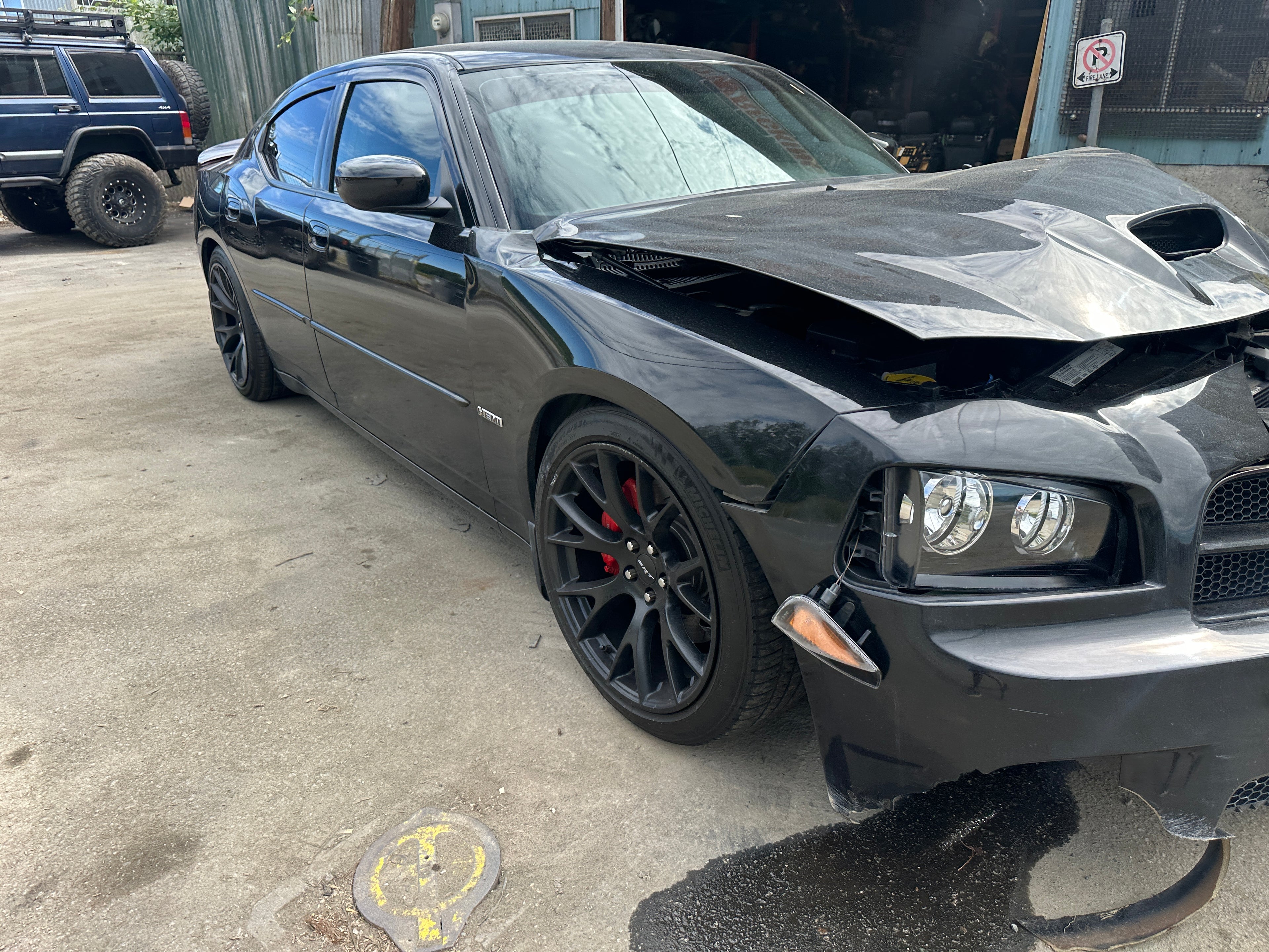 2006 Dodge Charger SRT-8 – D2502