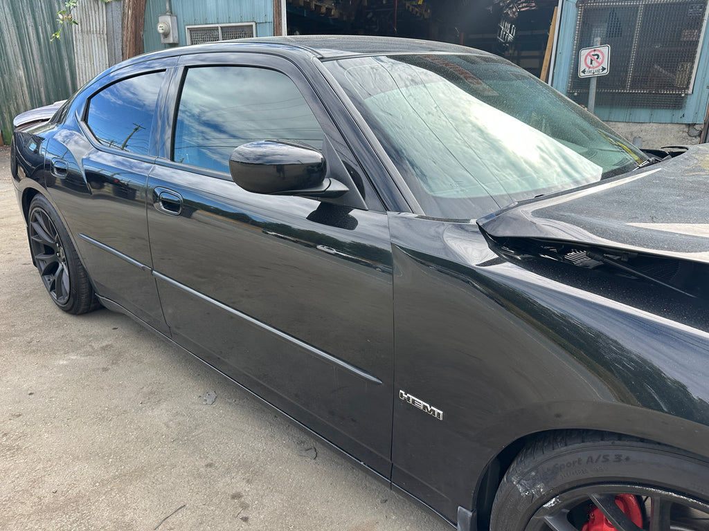 2006 Dodge Charger SRT-8 – D2502