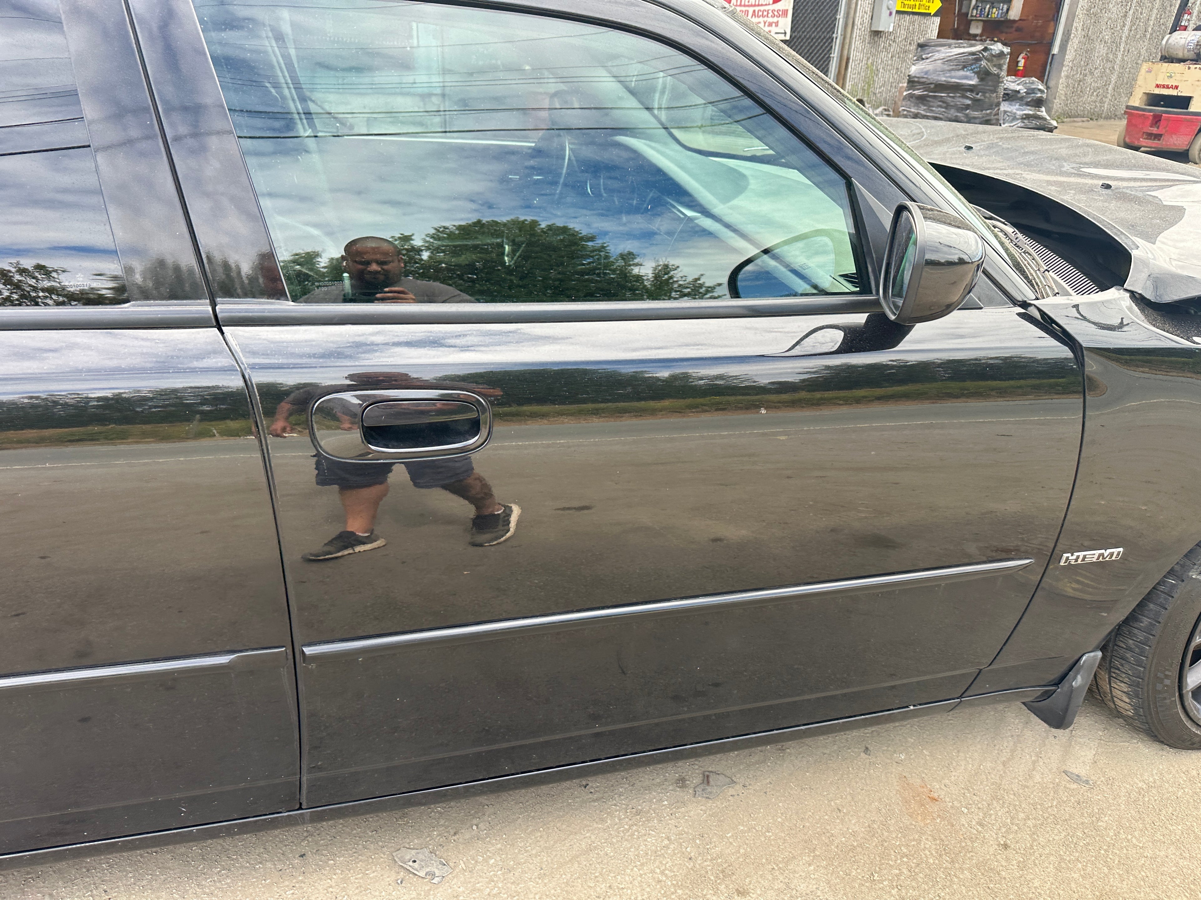 2006 Dodge Charger SRT-8 – D2502