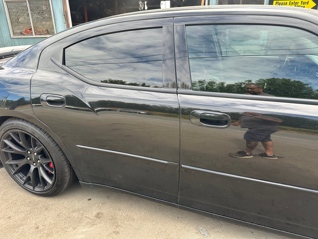 2006 Dodge Charger SRT-8 – D2502