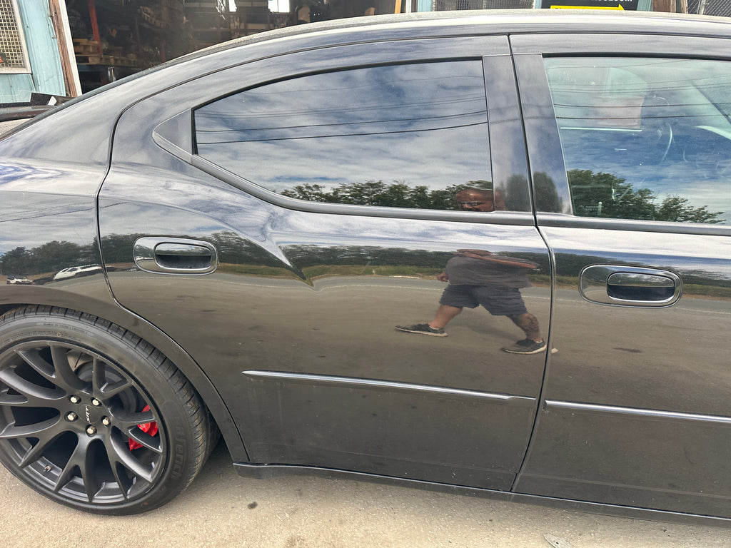 2006 Dodge Charger SRT-8 – D2502