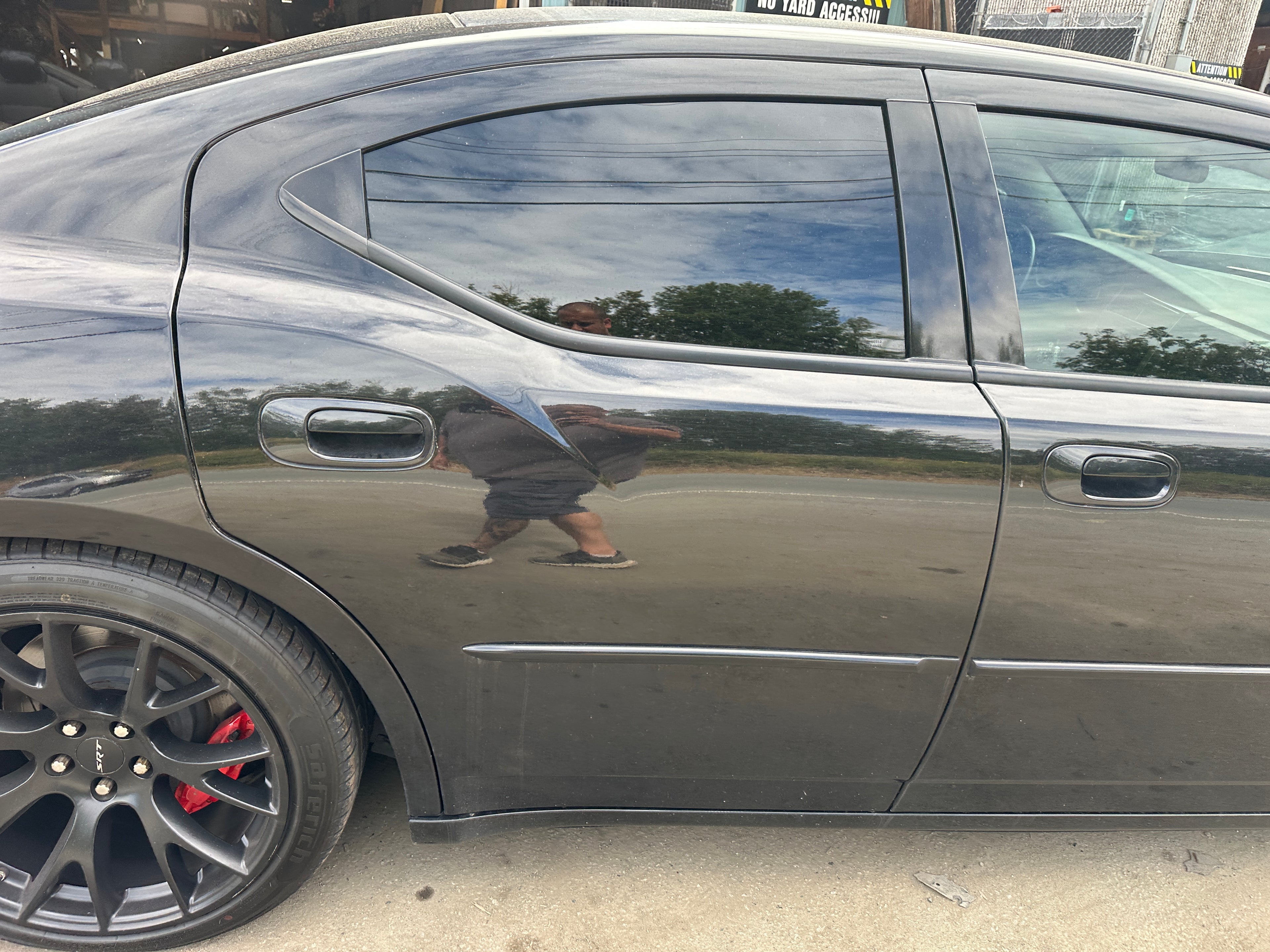 2006 Dodge Charger SRT-8 – D2502