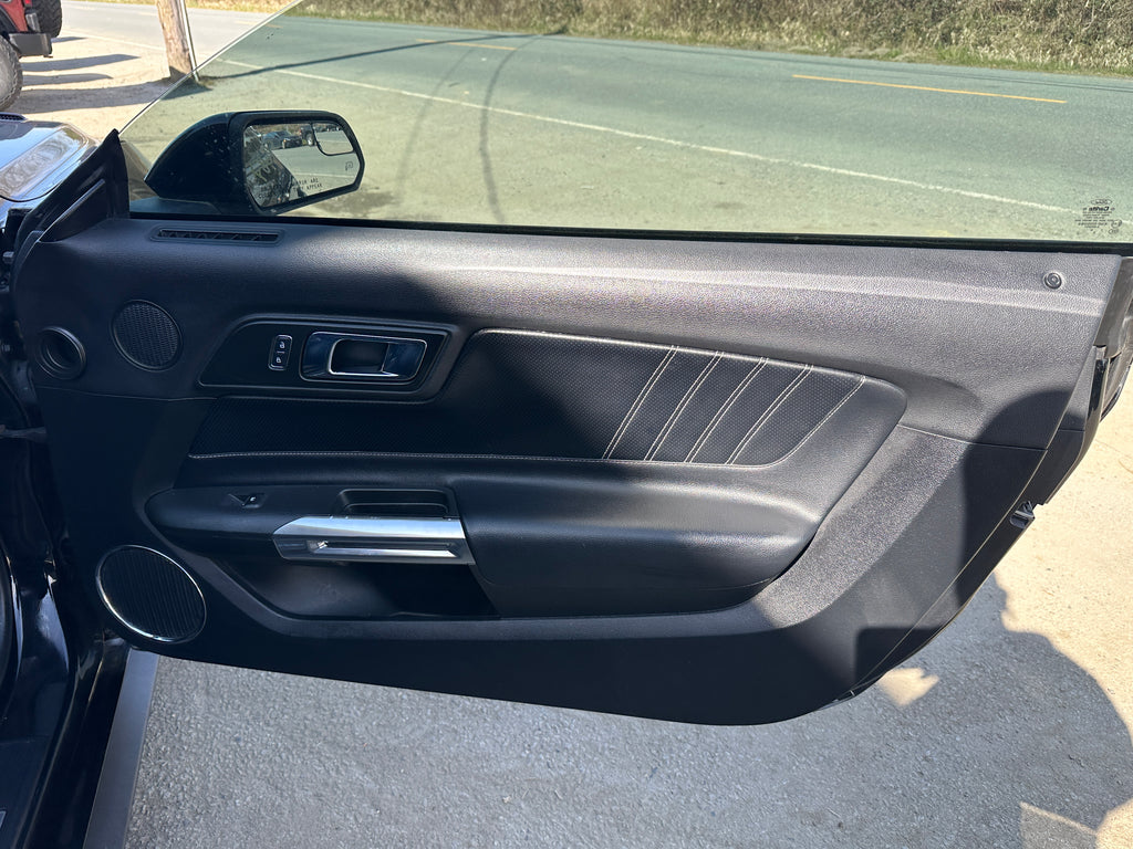 2017 Ford Mustang GT 5.0 – F2605