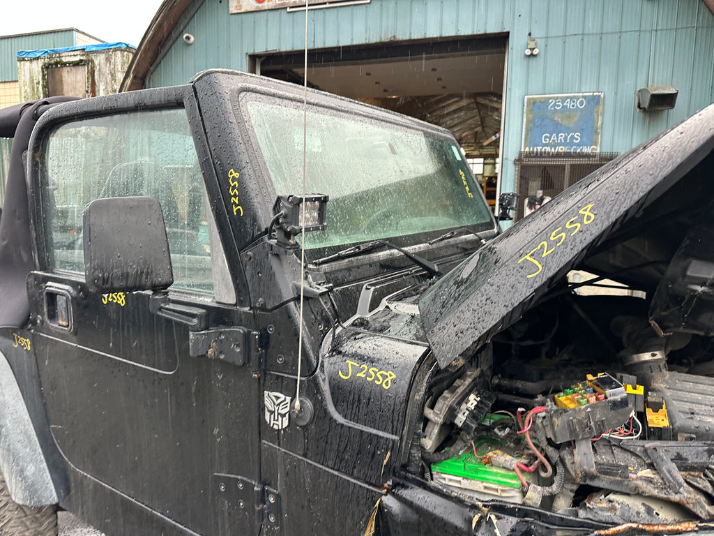 2002 Jeep Wrangler TJ 2.5 – J2558