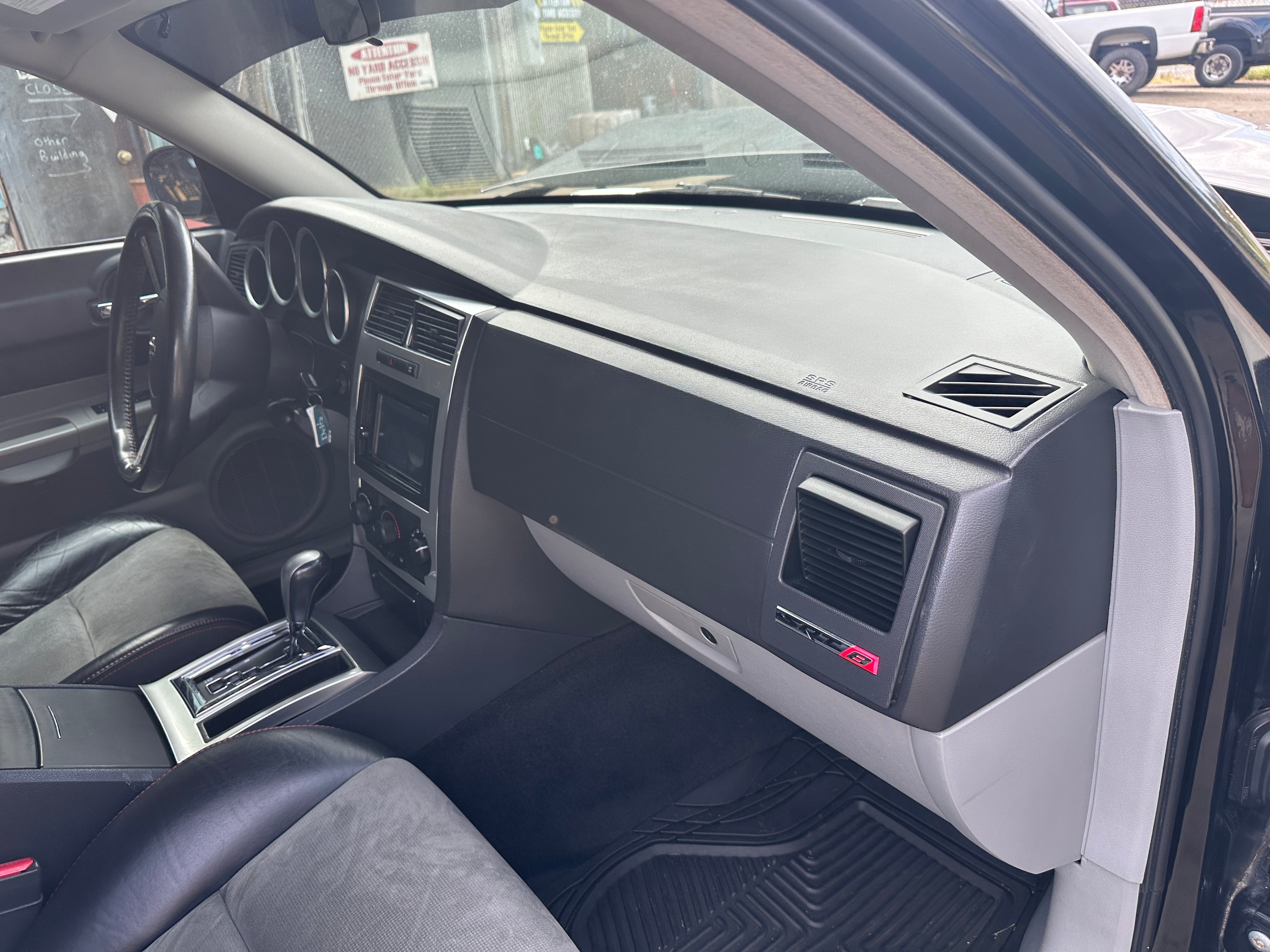 2006 Dodge Charger SRT-8 – D2502