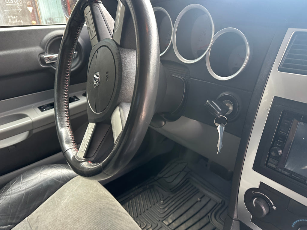 2006 Dodge Charger SRT-8 – D2502