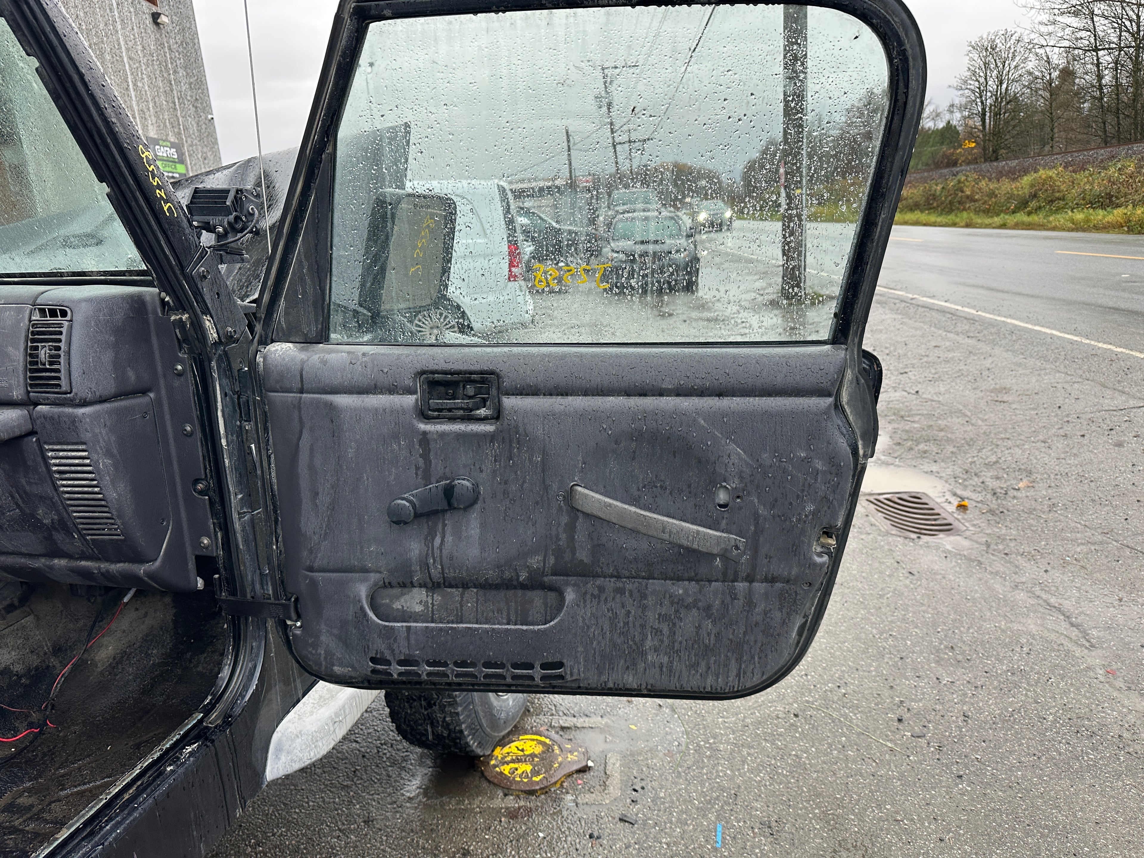 2002 Jeep Wrangler TJ 2.5 – J2558