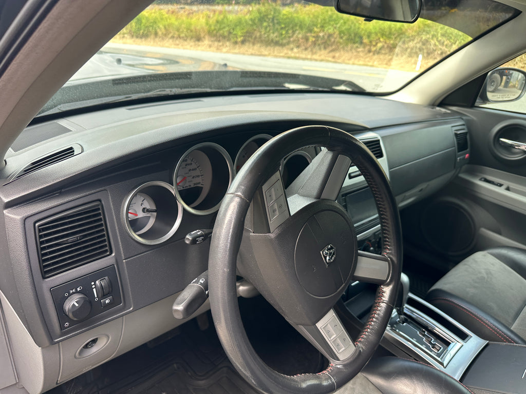 2006 Dodge Charger SRT-8 – D2502