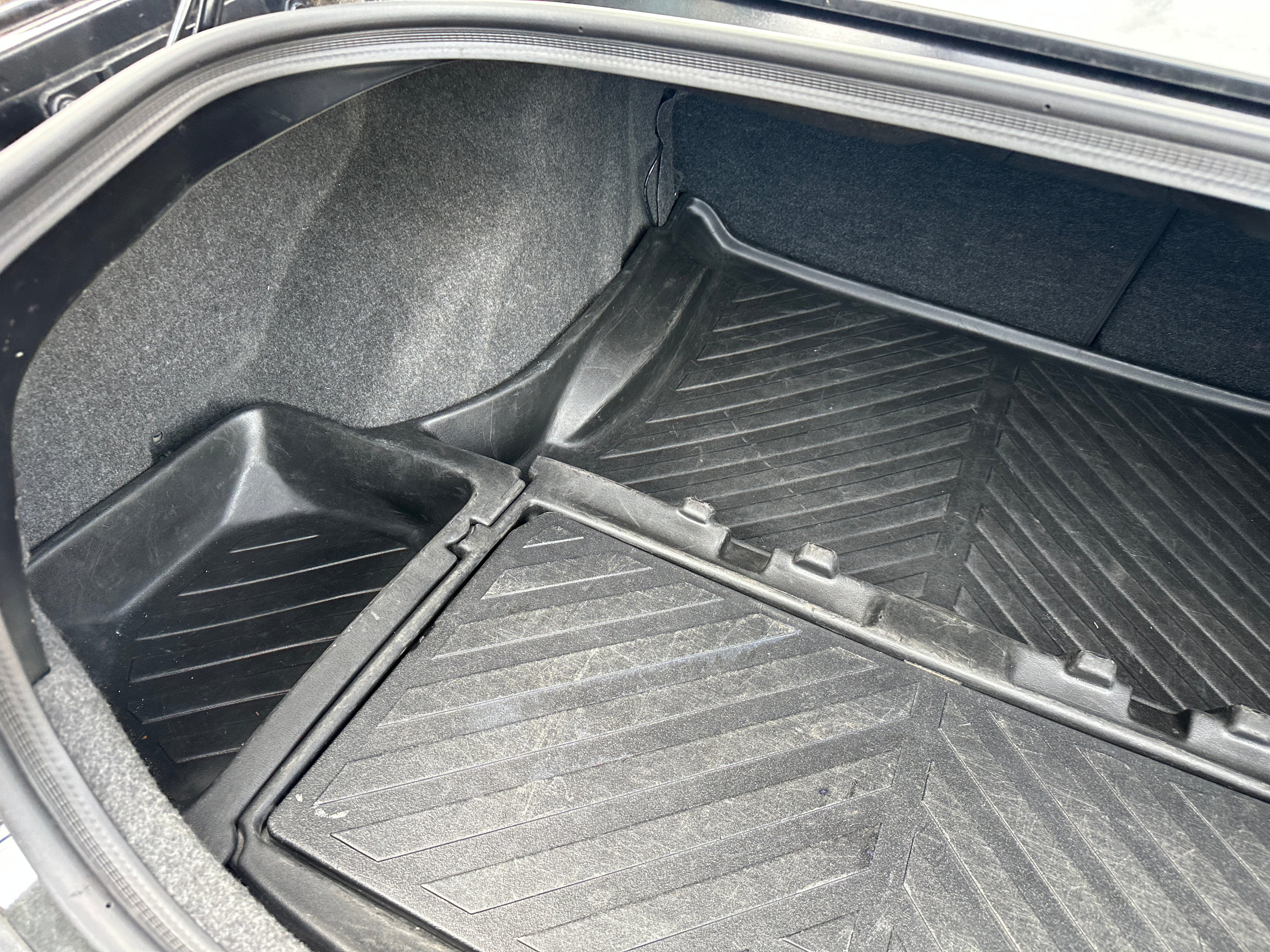 2006 Dodge Charger SRT-8 – D2502