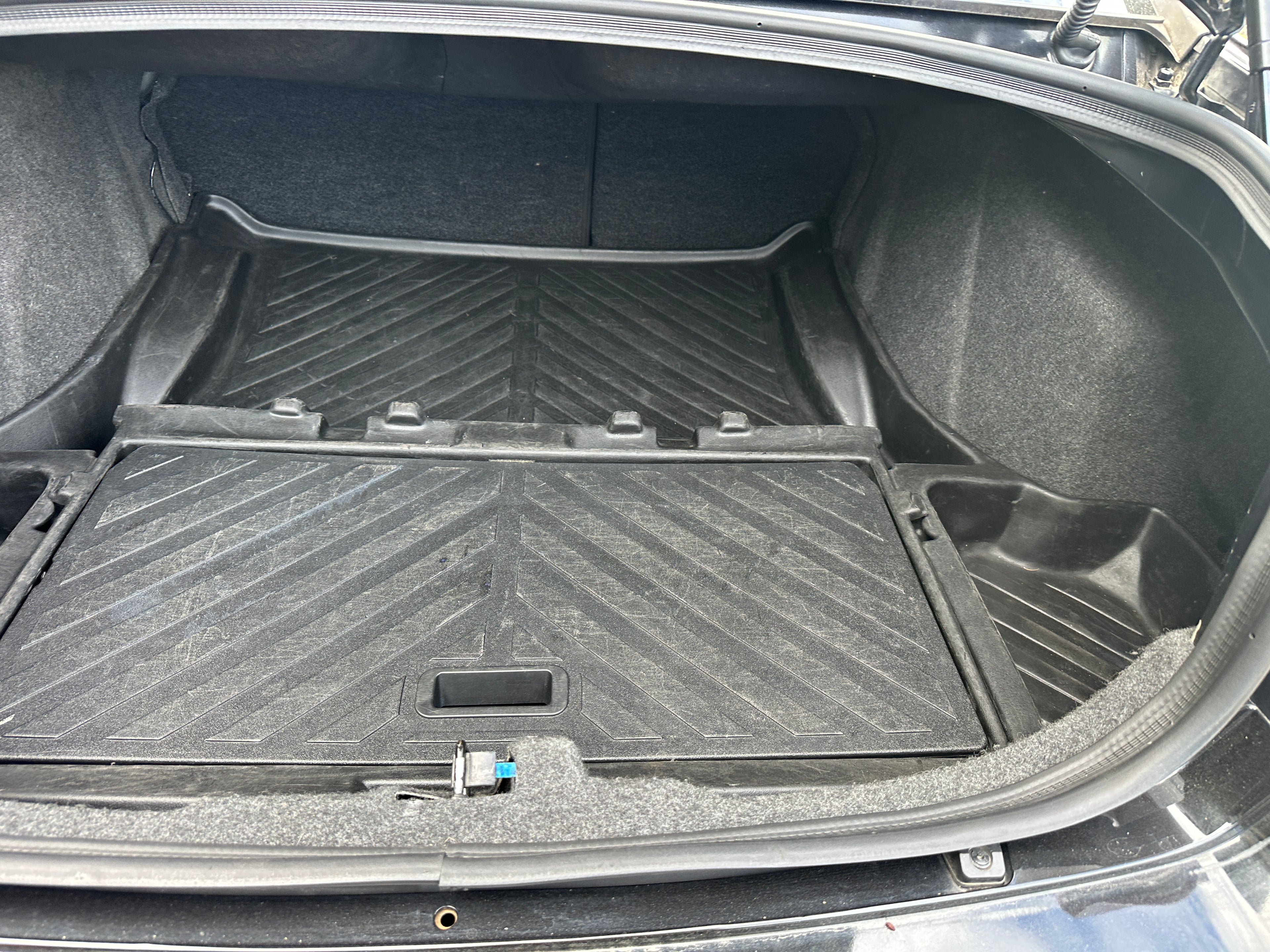 2006 Dodge Charger SRT-8 – D2502