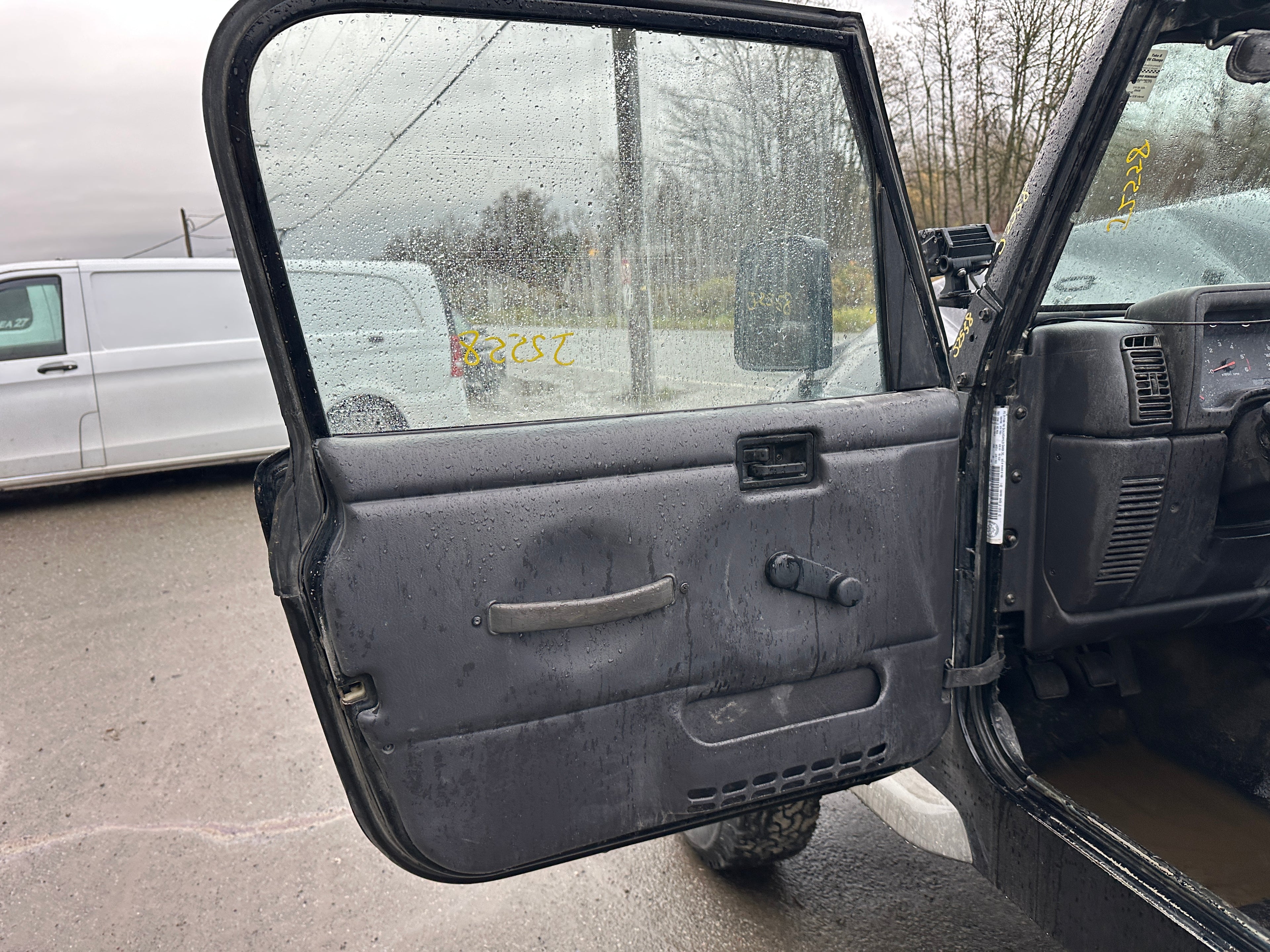 2002 Jeep Wrangler TJ 2.5 – J2558