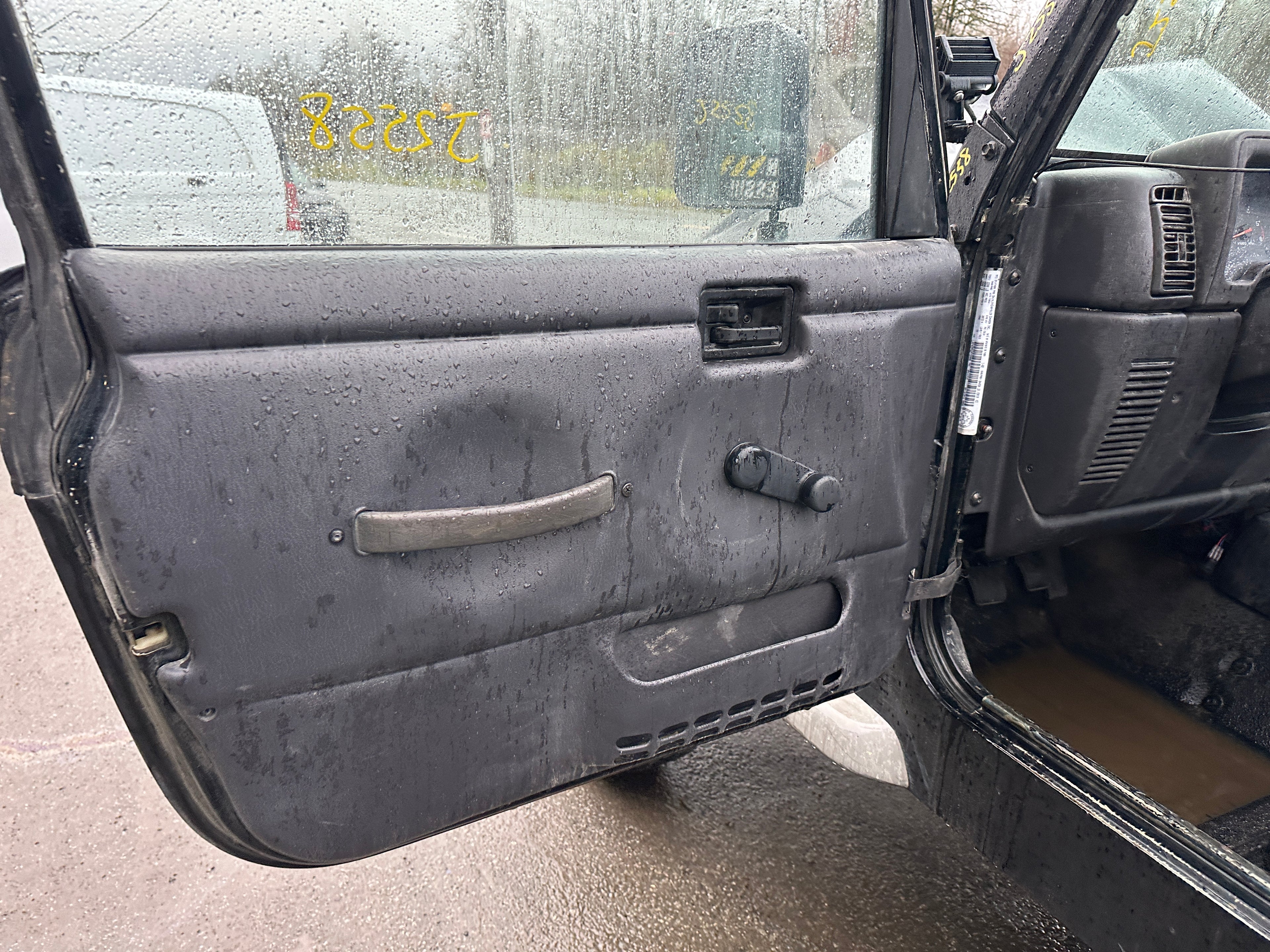 2002 Jeep Wrangler TJ 2.5 – J2558