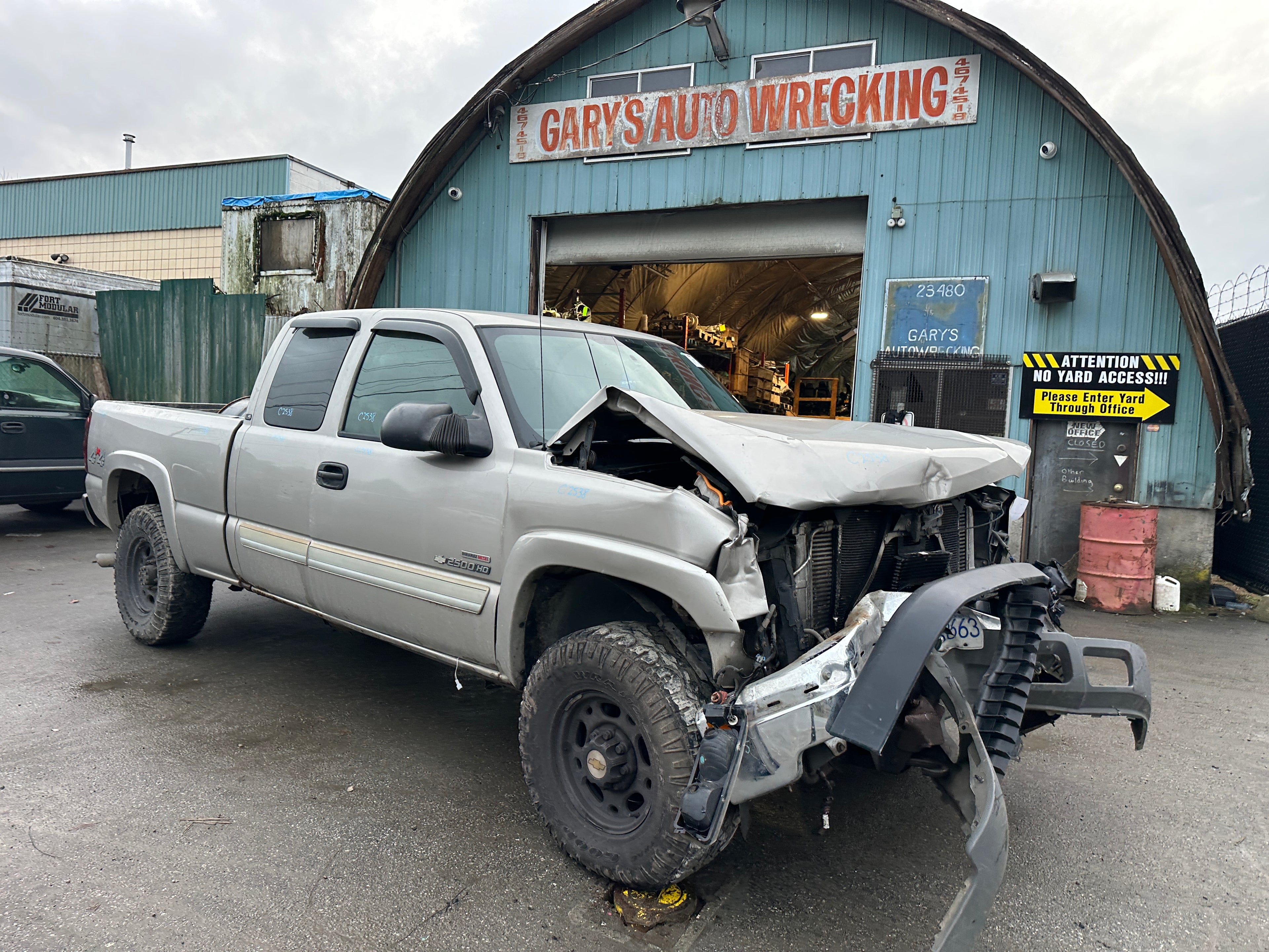 2004 Chevrolet Silverado K2500HD 6.6 LB7 Duramax – C2538