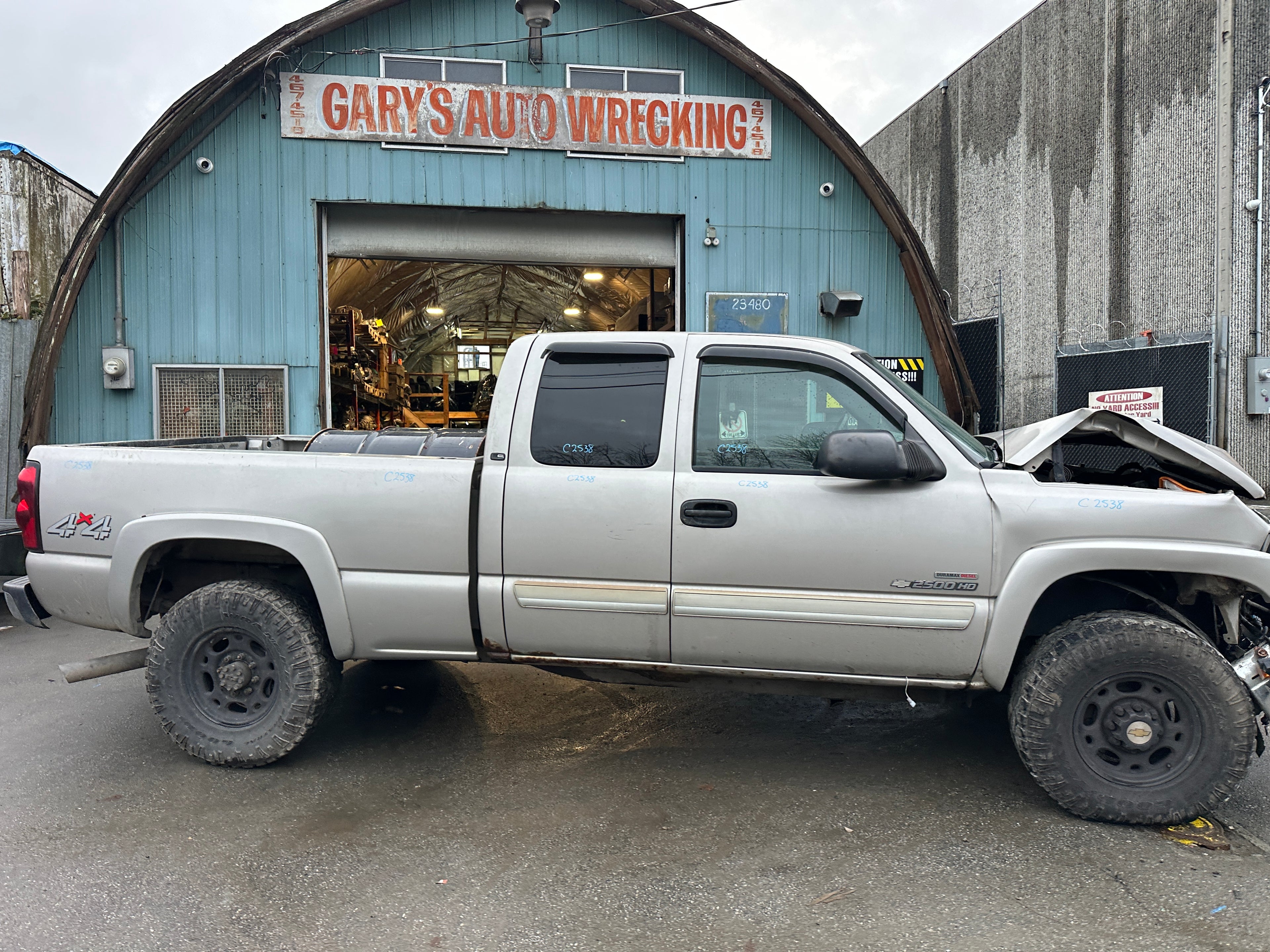 2004 Chevrolet Silverado K2500HD 6.6 LB7 Duramax – C2538