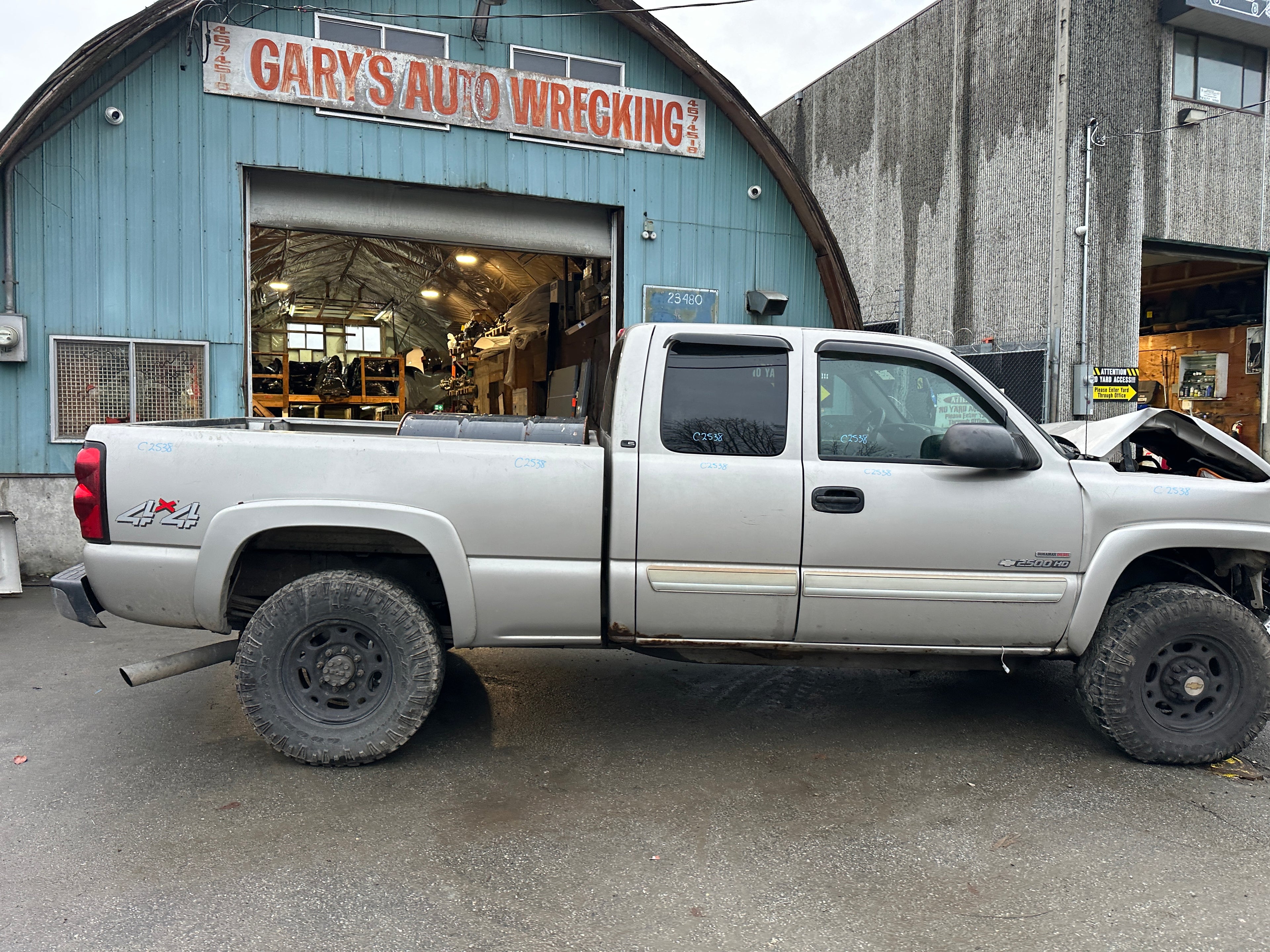 2004 Chevrolet Silverado K2500HD 6.6 LB7 Duramax – C2538