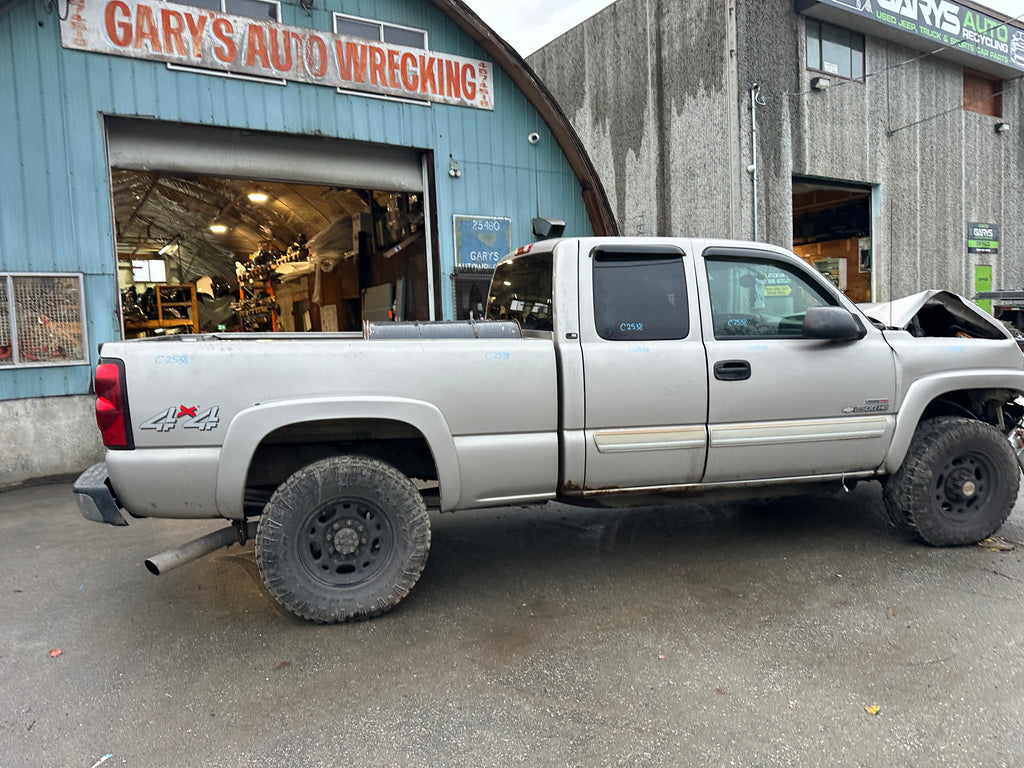 2004 Chevrolet Silverado K2500HD 6.6 LB7 Duramax – C2538