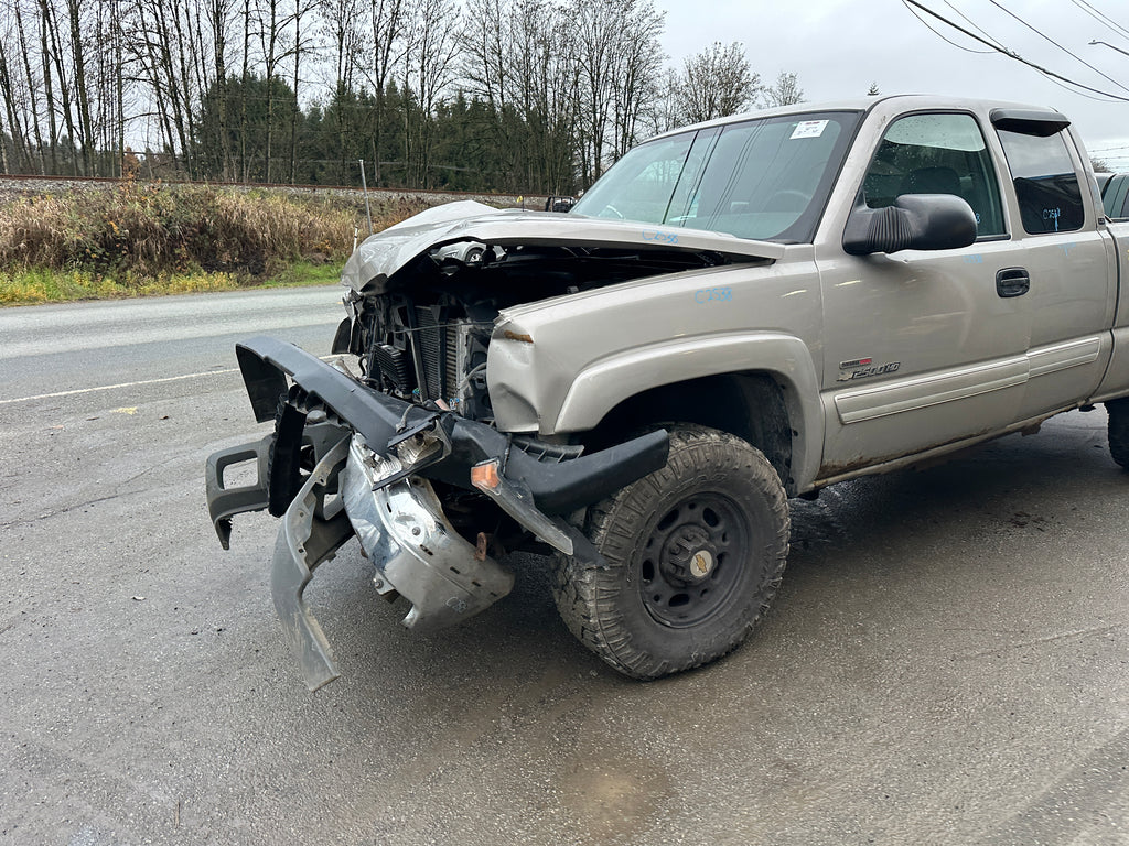 2004 Chevrolet Silverado K2500HD 6.6 LB7 Duramax – C2538