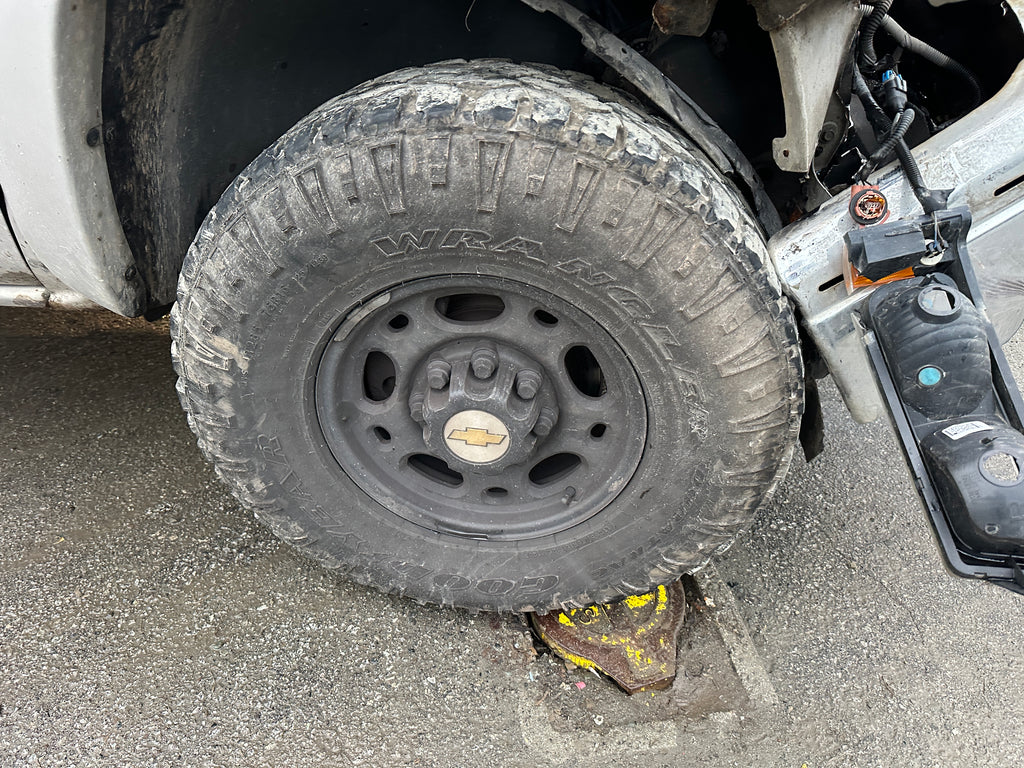 2004 Chevrolet Silverado K2500HD 6.6 LB7 Duramax – C2538