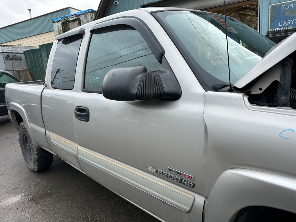 2004 Chevrolet Silverado K2500HD 6.6 LB7 Duramax – C2538