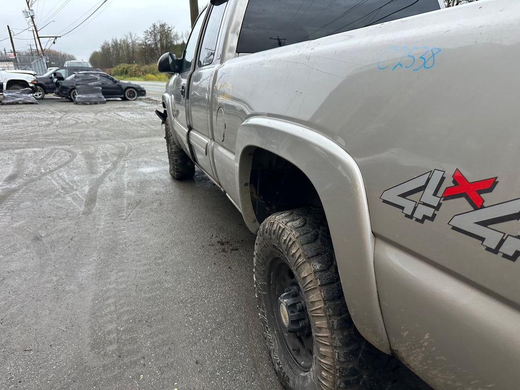 2004 Chevrolet Silverado K2500HD 6.6 LB7 Duramax – C2538