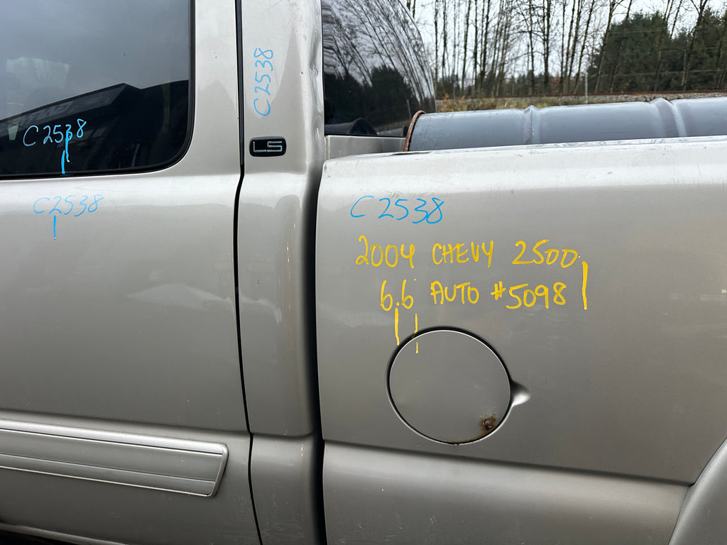 2004 Chevrolet Silverado K2500HD 6.6 LB7 Duramax – C2538