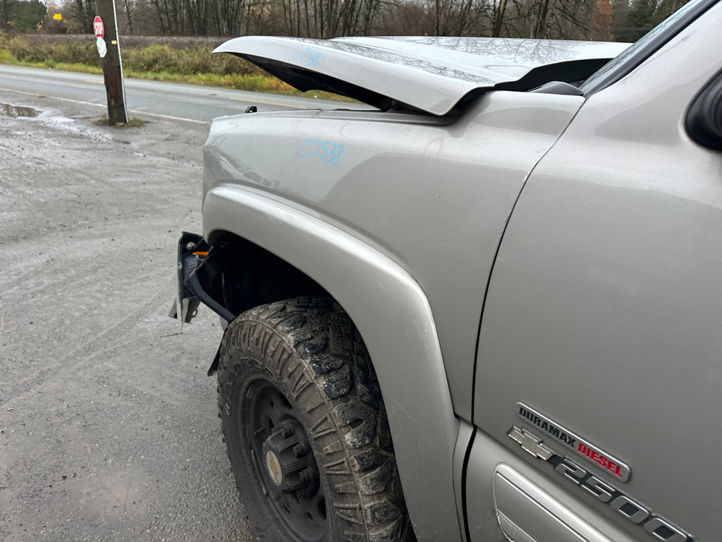 2004 Chevrolet Silverado K2500HD 6.6 LB7 Duramax – C2538