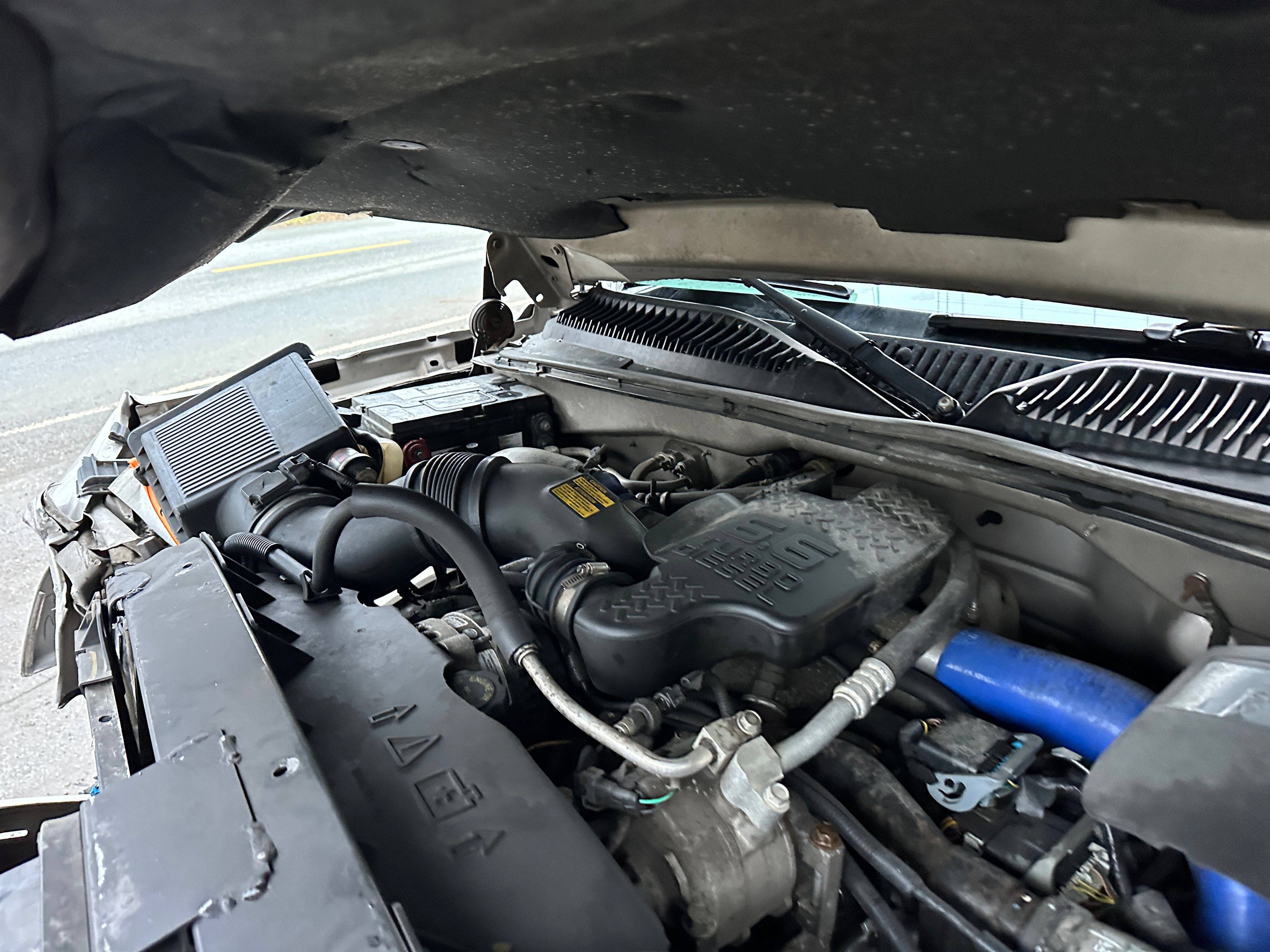 2004 Chevrolet Silverado K2500HD 6.6 LB7 Duramax – C2538