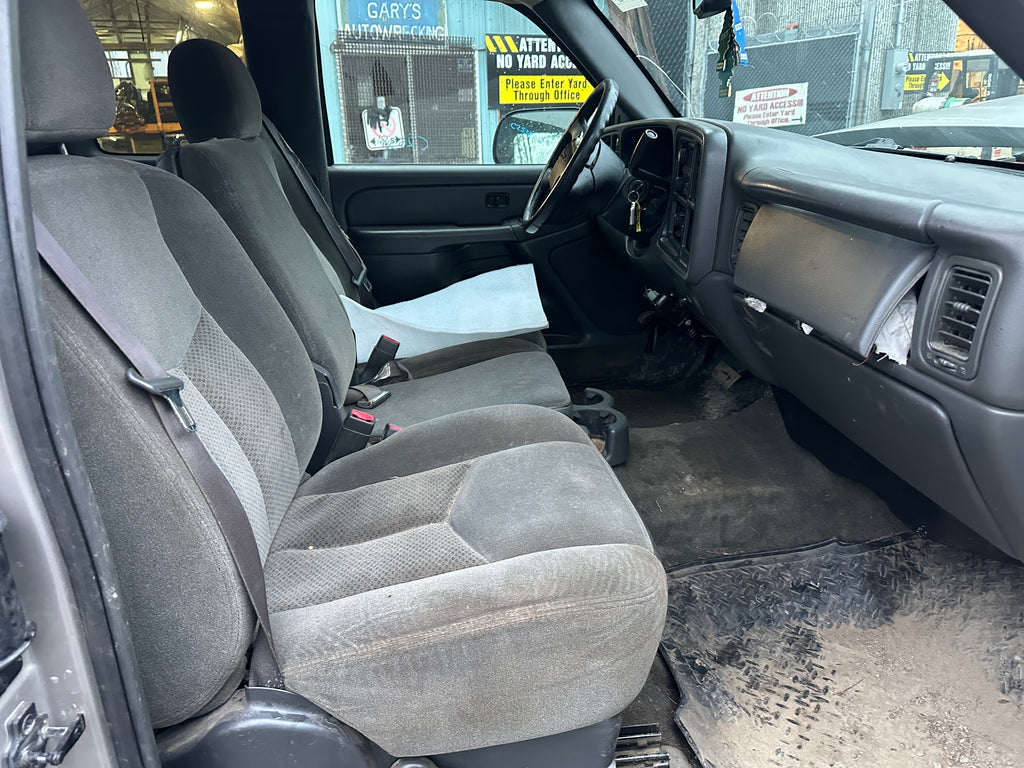 2004 Chevrolet Silverado K2500HD 6.6 LB7 Duramax – C2538