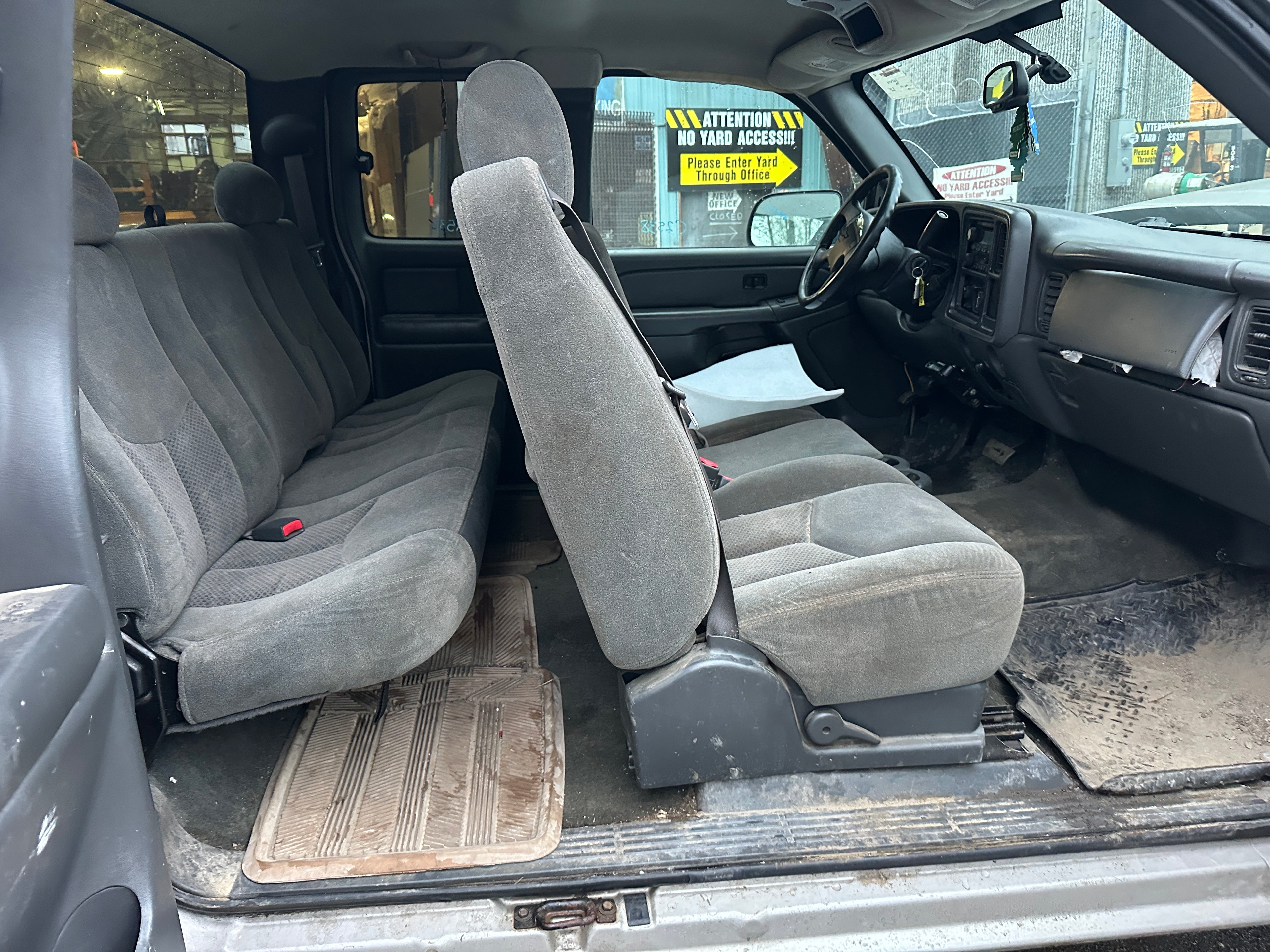 2004 Chevrolet Silverado K2500HD 6.6 LB7 Duramax – C2538