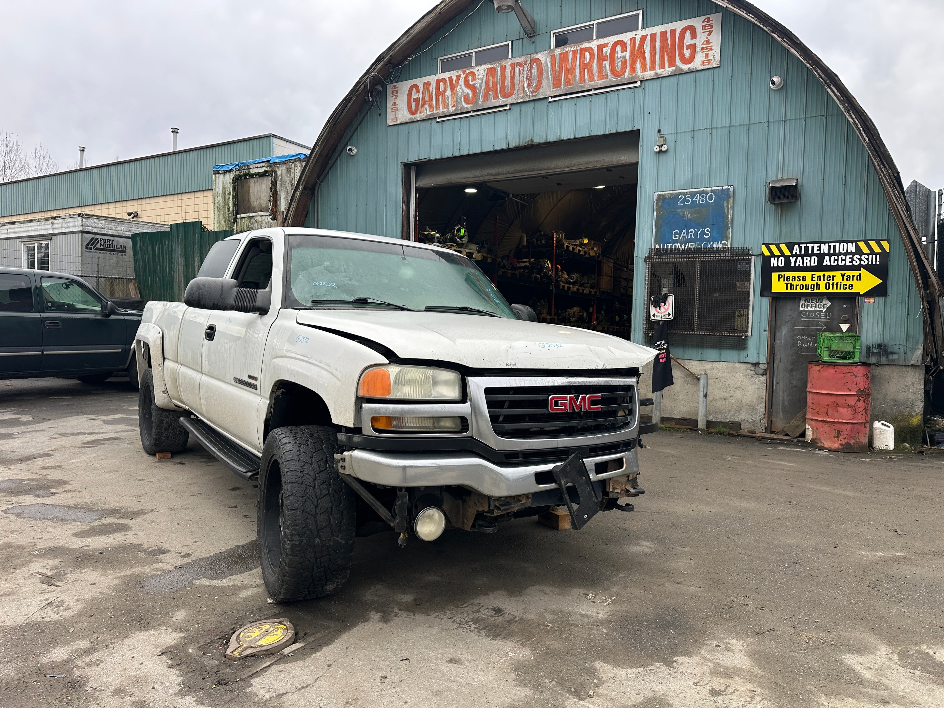 2004 GMC Sierra K2500HD 6.6 LB7 Duramax – G2532