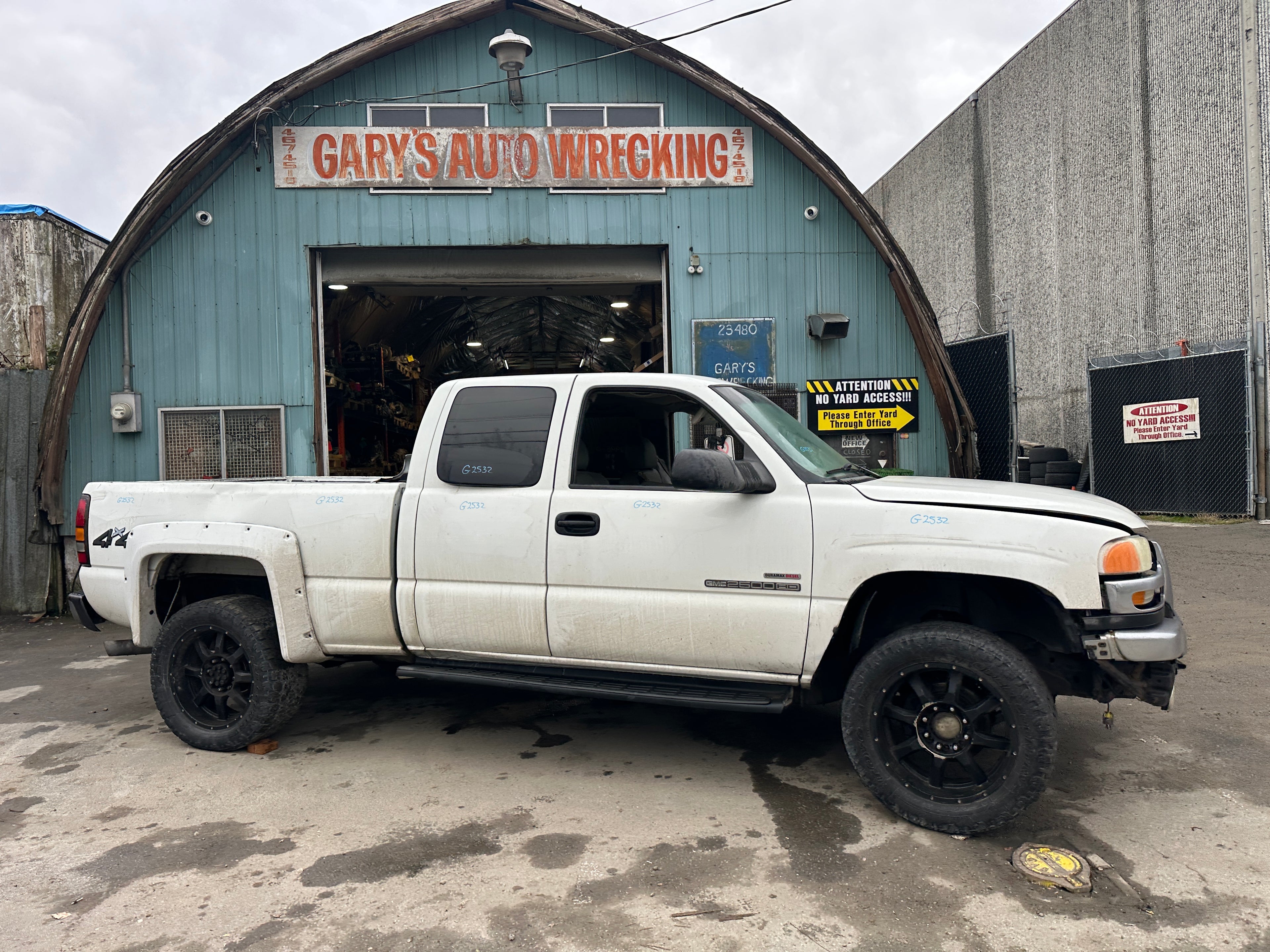 2004 GMC Sierra K2500HD 6.6 LB7 Duramax – G2532